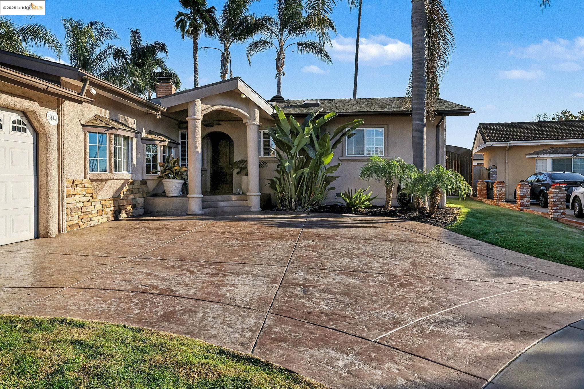 Detail Gallery Image 2 of 36 For 3614 Kay Ct, Fremont,  CA 94538 - 4 Beds | 3 Baths