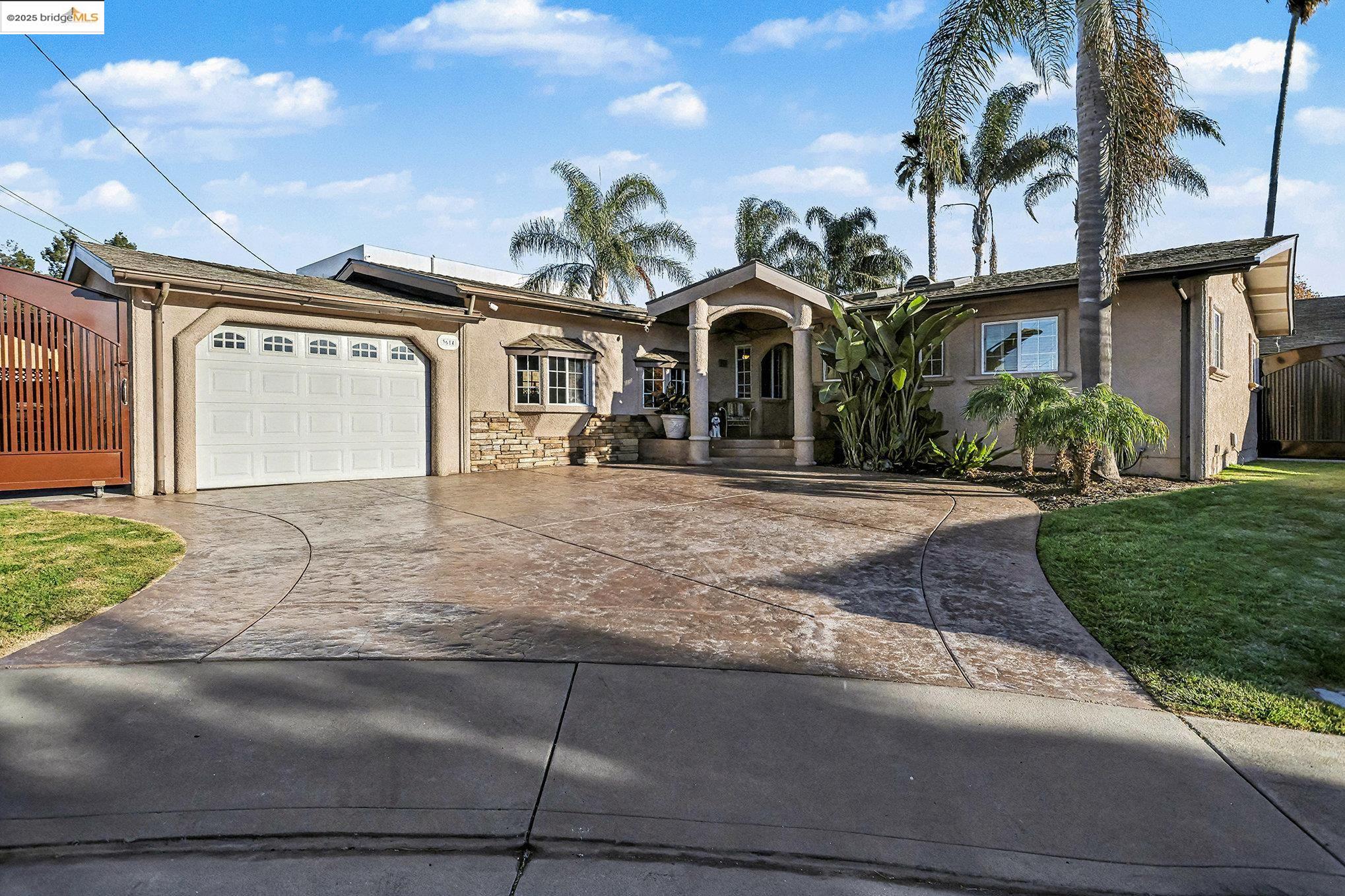 Detail Gallery Image 4 of 36 For 3614 Kay Ct, Fremont,  CA 94538 - 4 Beds | 3 Baths