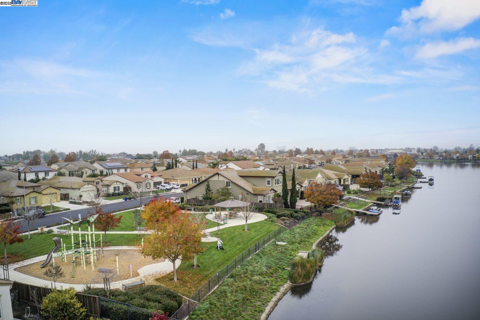 Detail Gallery Image 3 of 59 For 917 Talaria Ct, Oakley,  CA 94561 - 4 Beds | 3 Baths