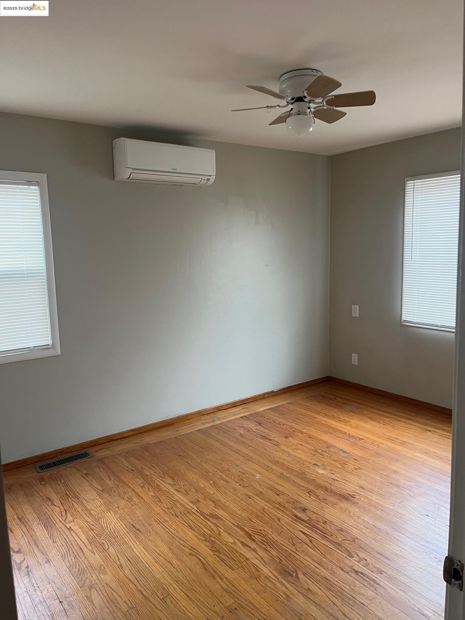 Detail Gallery Image 4 of 9 For 161 Sequoia Dr, Pittsburg,  CA 94565 - 4 Beds | 2 Baths