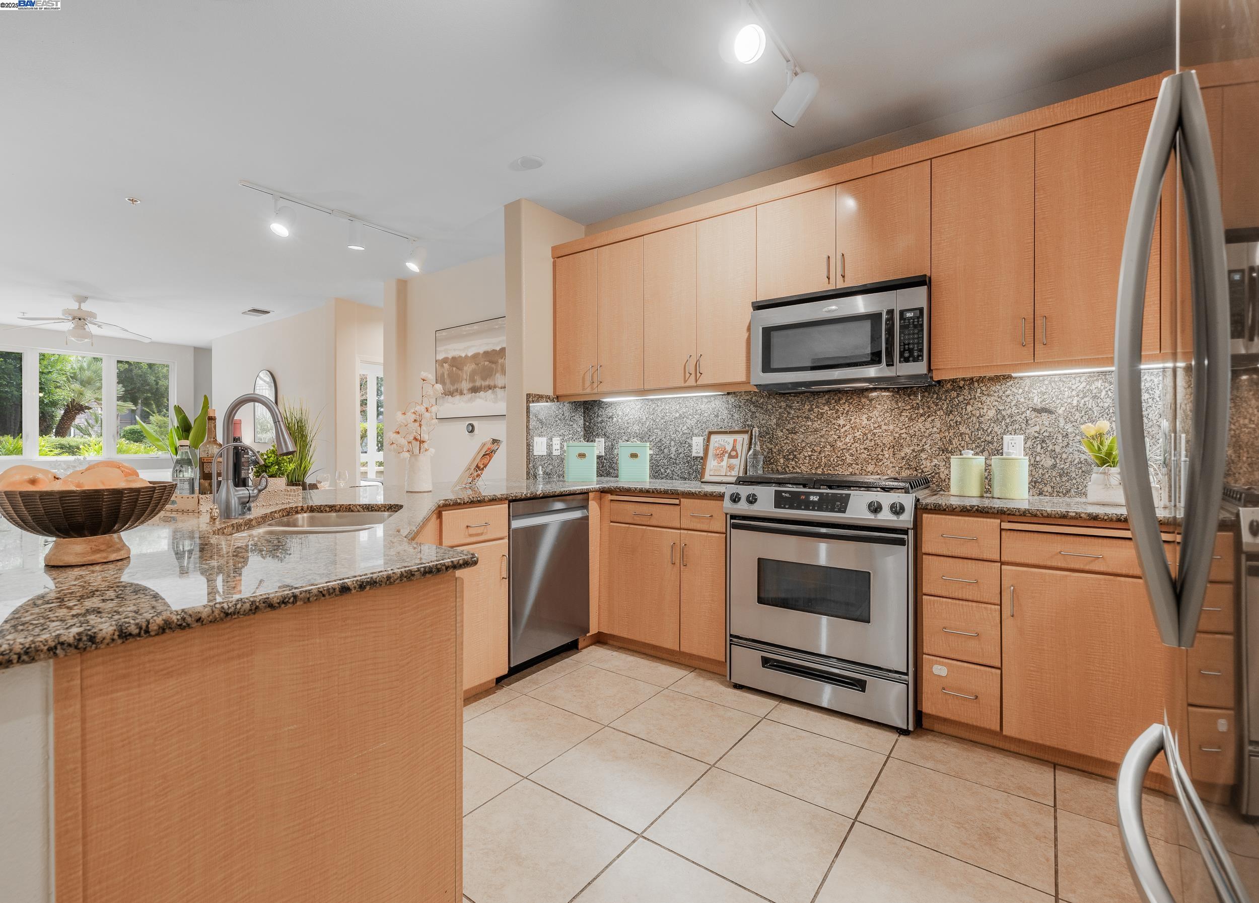 Photo #11: 41119300 Listing: Photo #11