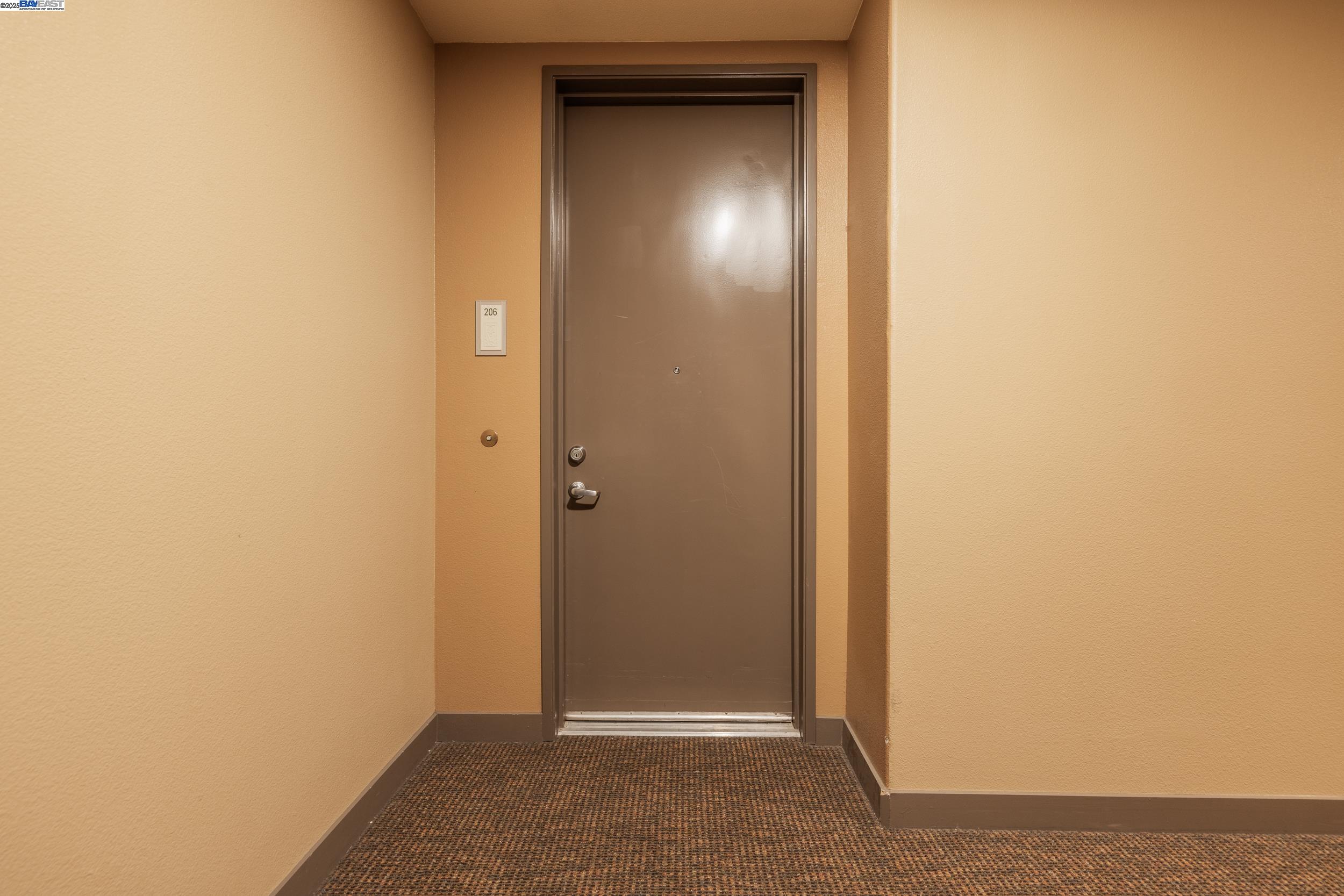 Photo #5: 41119300 Listing: Photo #5