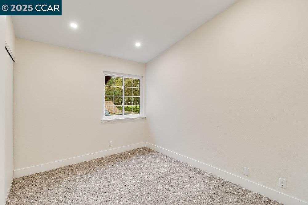 Detail Gallery Image 43 of 53 For 312 Summerfield Dr, Vacaville,  CA 95687 - 5 Beds | 3 Baths