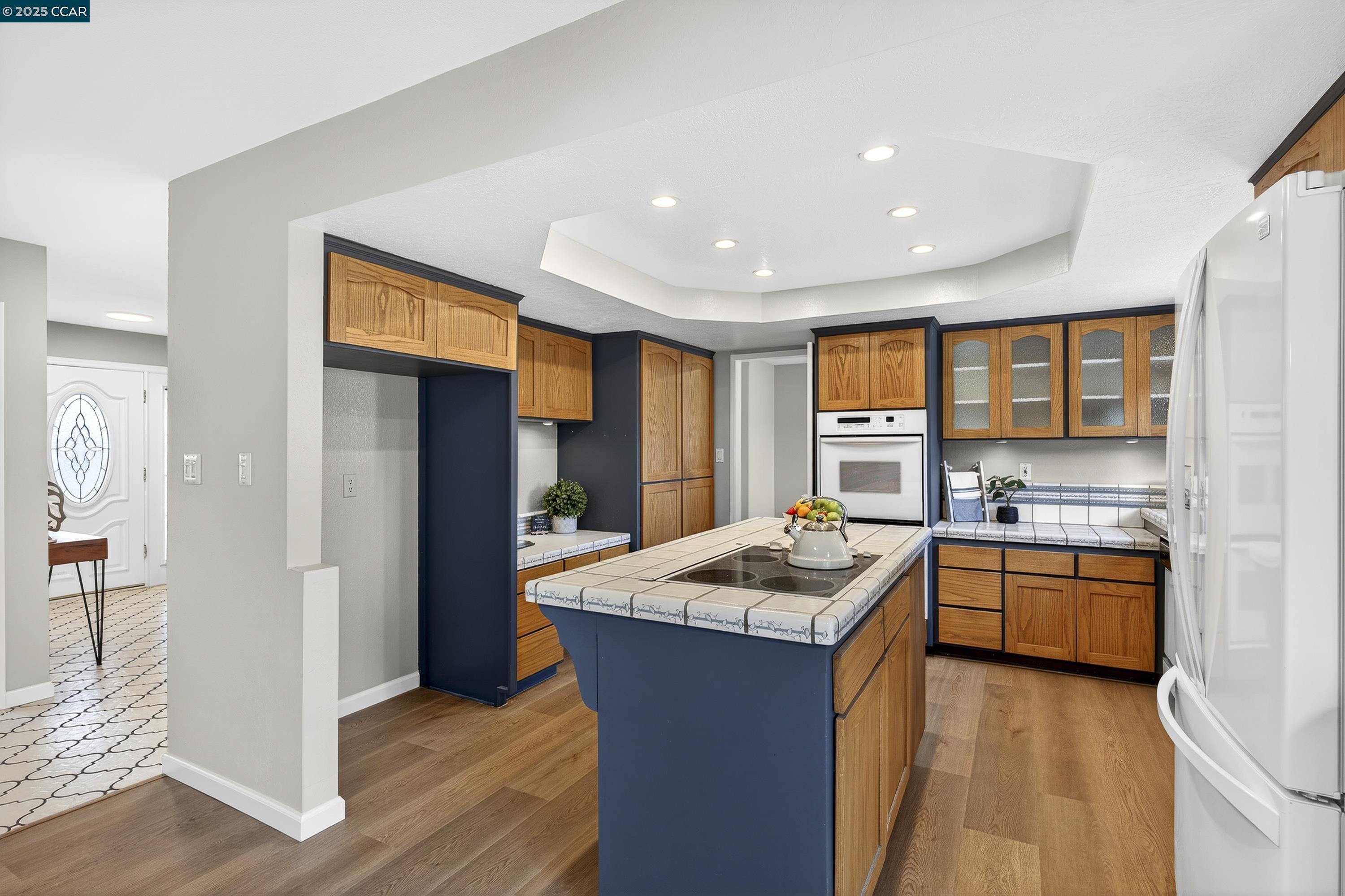 Detail Gallery Image 11 of 50 For 943 Hawthorne Dr, Rodeo,  CA 94572 - 4 Beds | 3 Baths