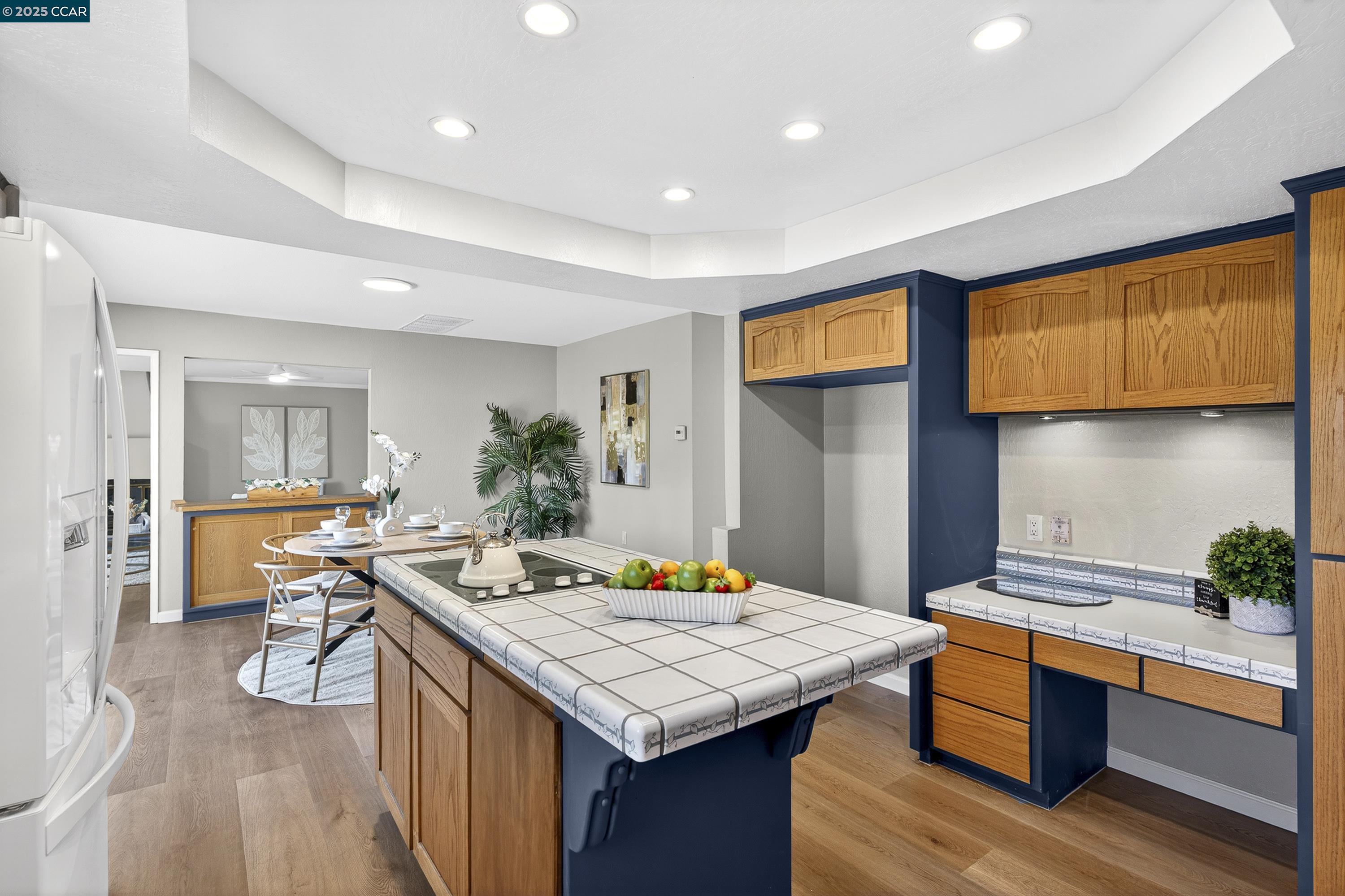 Detail Gallery Image 13 of 50 For 943 Hawthorne Dr, Rodeo,  CA 94572 - 4 Beds | 3 Baths