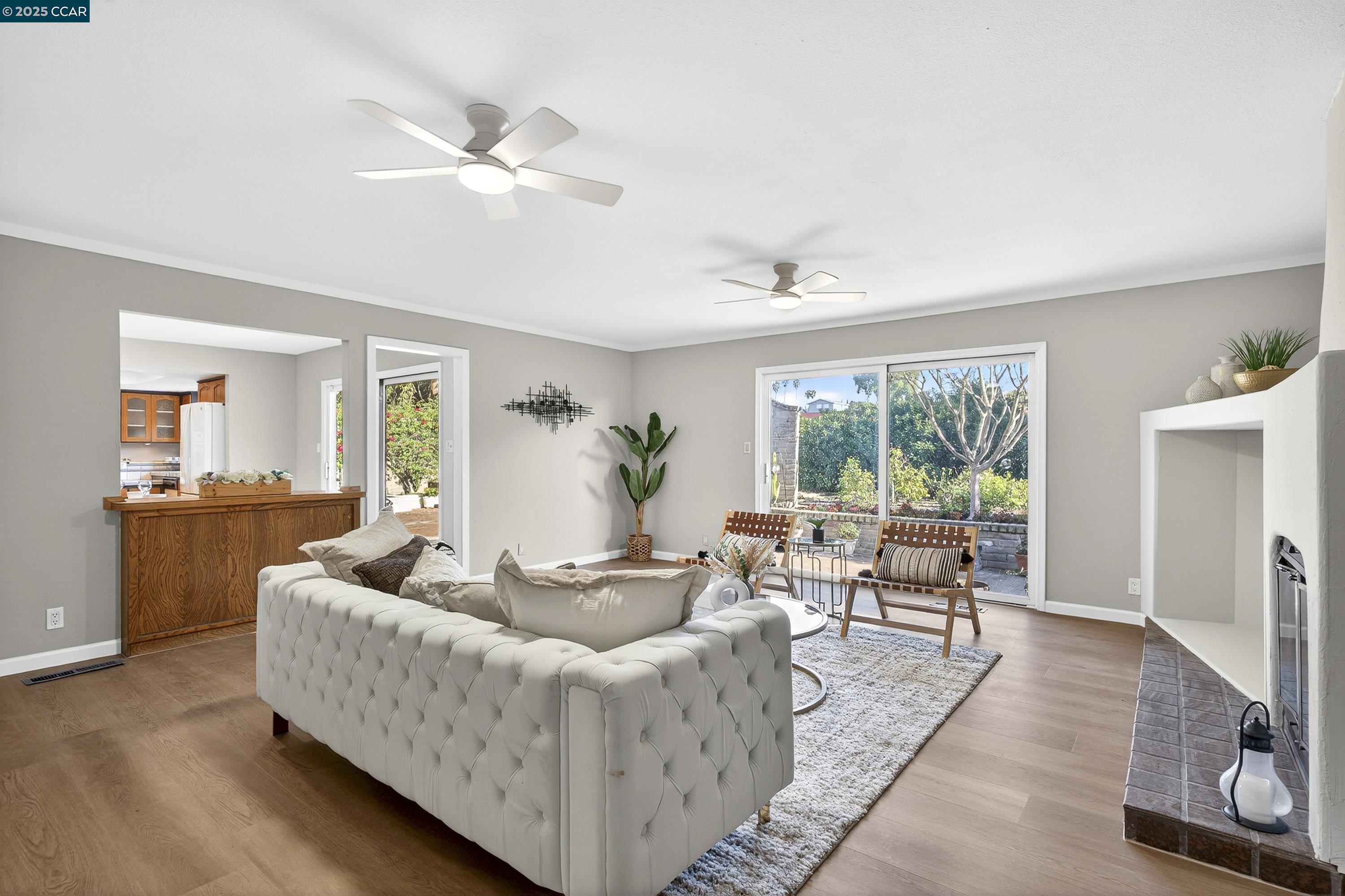 Detail Gallery Image 22 of 50 For 943 Hawthorne Dr, Rodeo,  CA 94572 - 4 Beds | 3 Baths