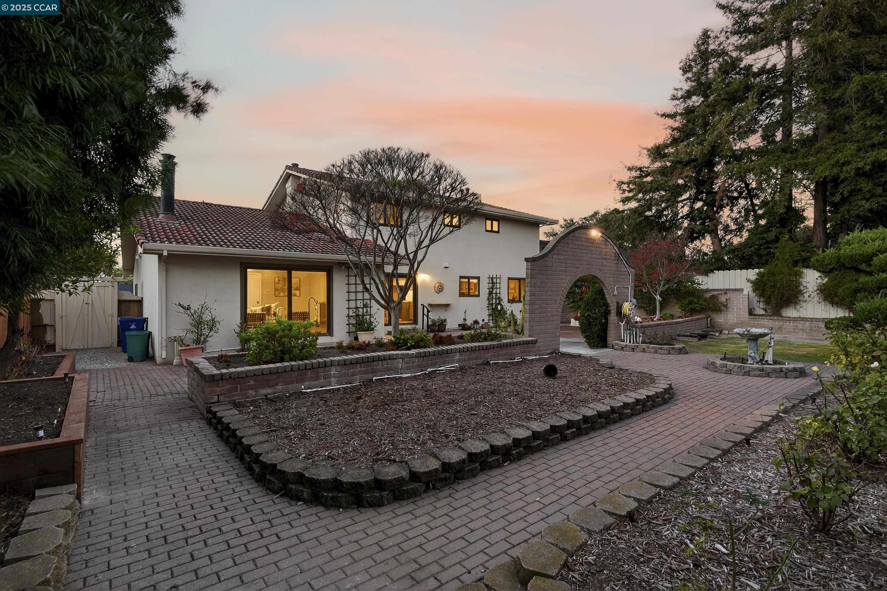 Detail Gallery Image 44 of 50 For 943 Hawthorne Dr, Rodeo,  CA 94572 - 4 Beds | 3 Baths