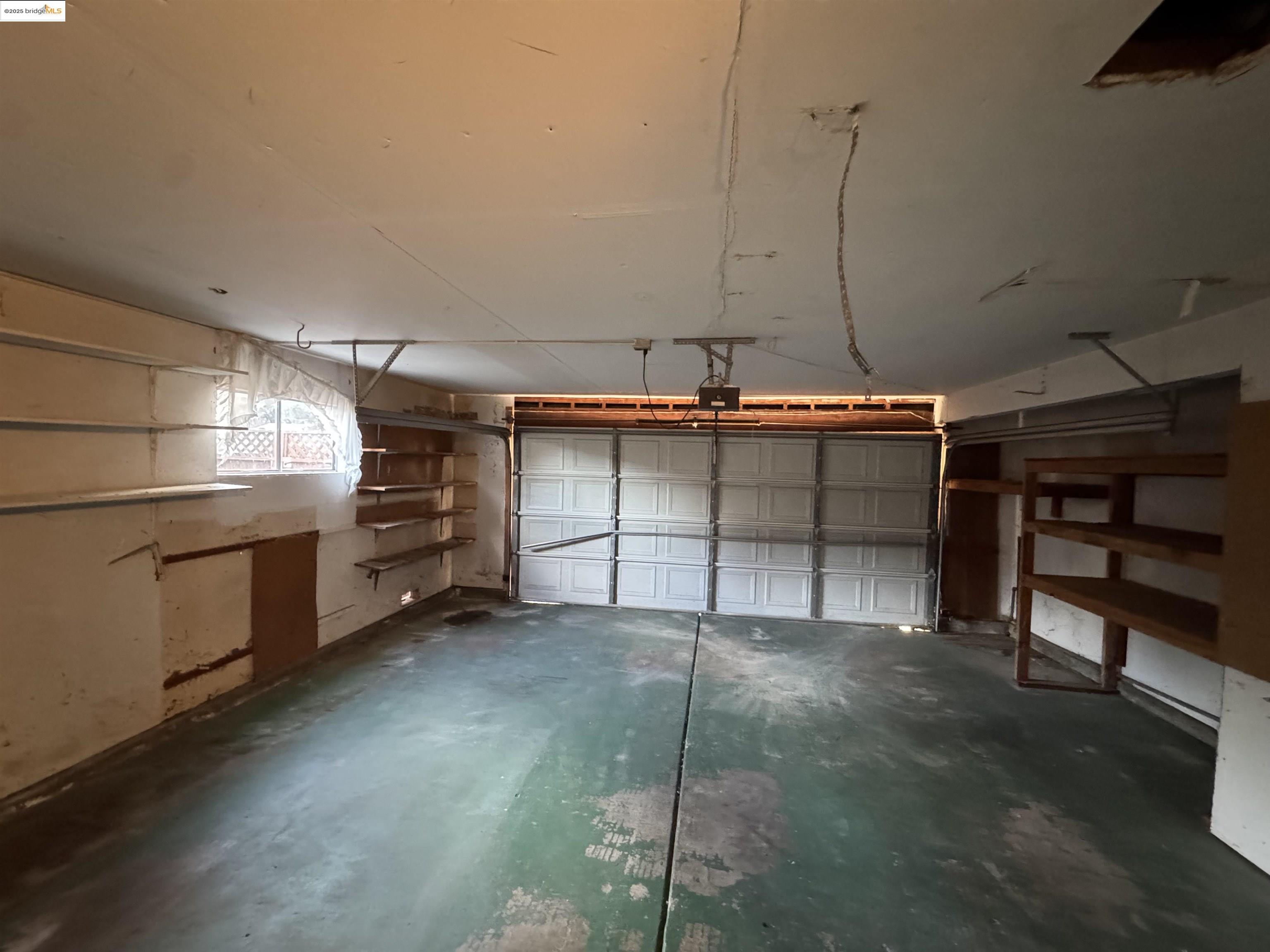 Detail Gallery Image 12 of 49 For 7081 Ann Arbor Way, Dublin,  CA 94568 - 4 Beds | 2/1 Baths