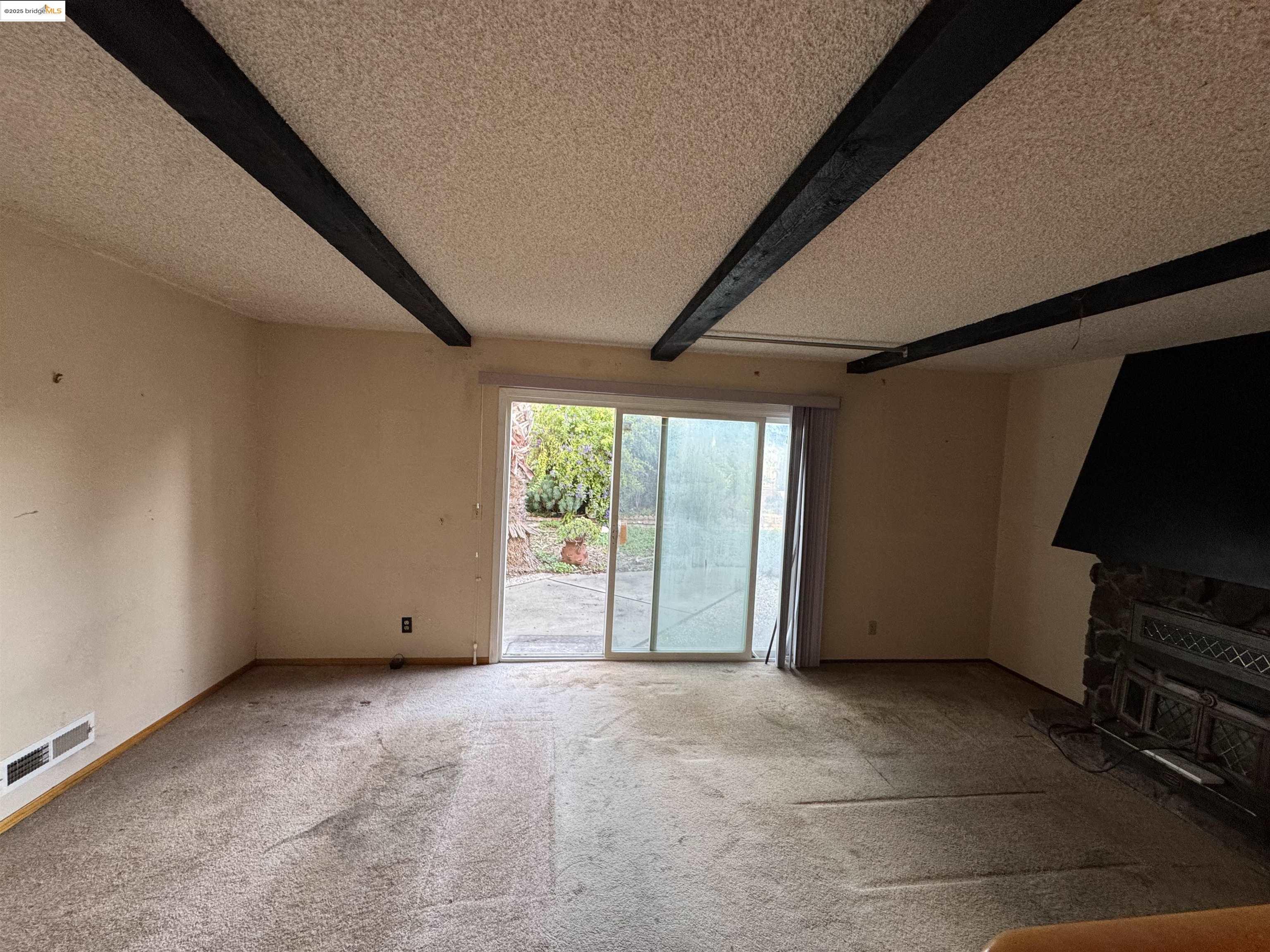 Detail Gallery Image 15 of 49 For 7081 Ann Arbor Way, Dublin,  CA 94568 - 4 Beds | 2/1 Baths