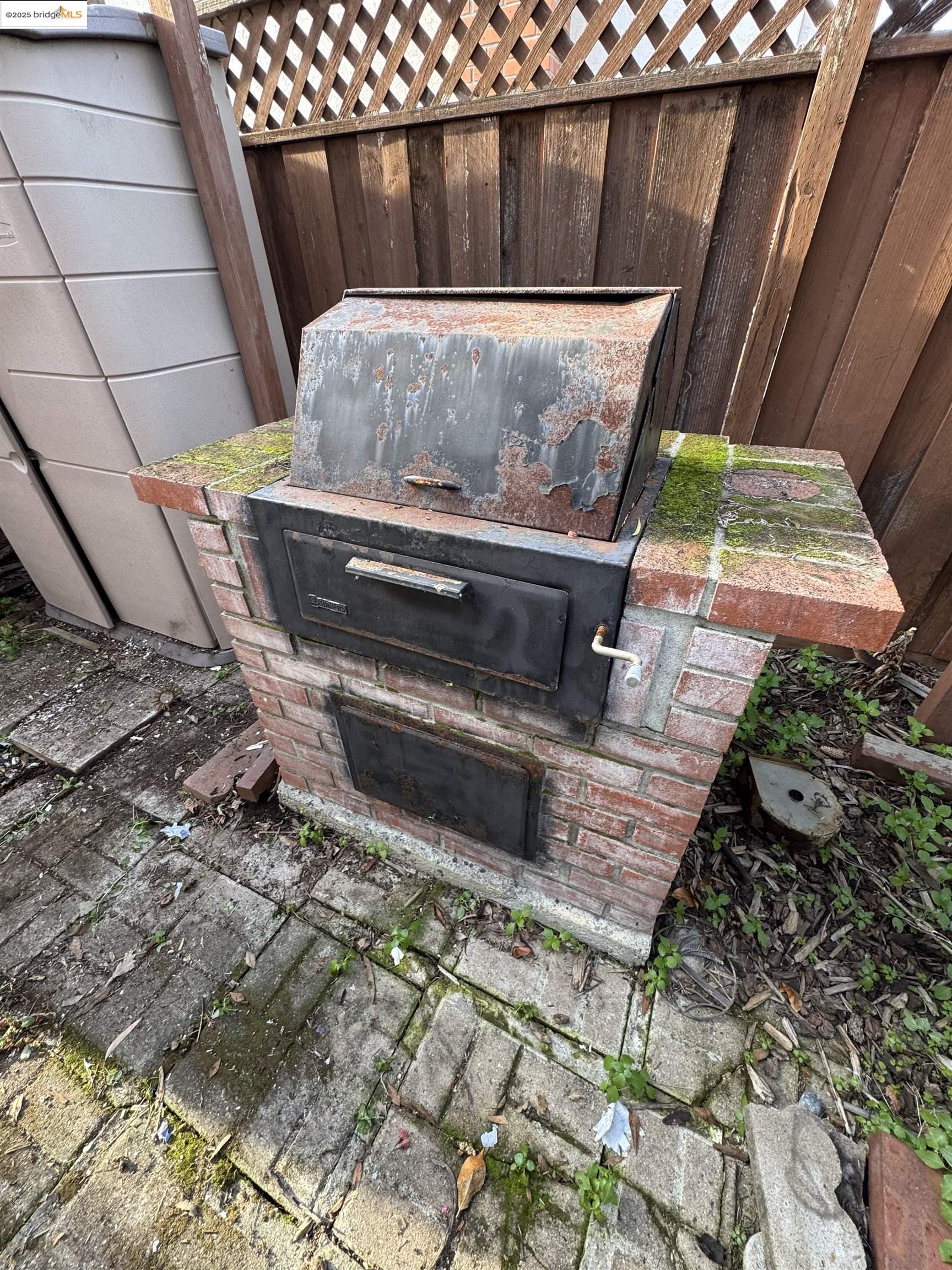 Detail Gallery Image 27 of 49 For 7081 Ann Arbor Way, Dublin,  CA 94568 - 4 Beds | 2/1 Baths