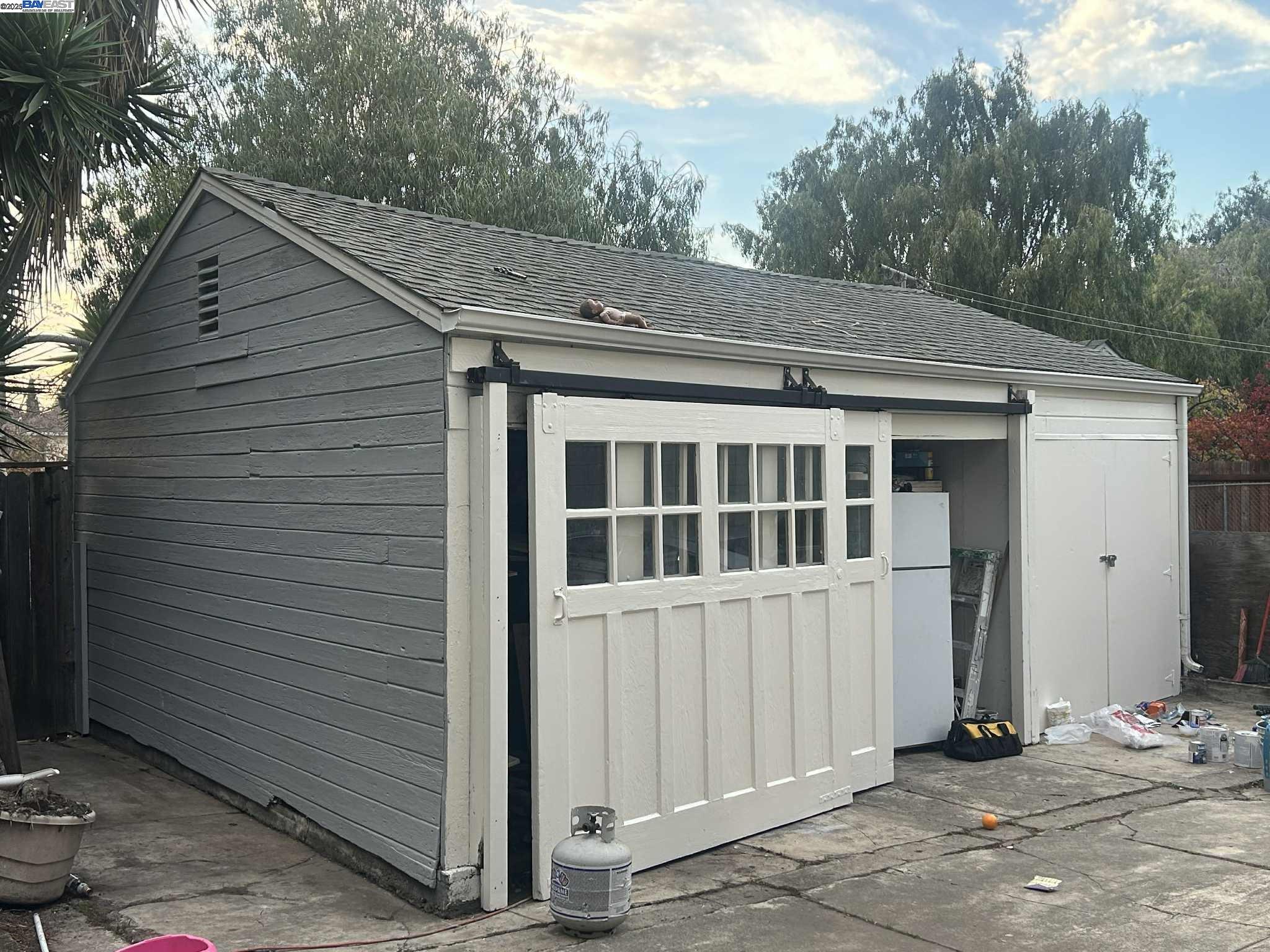 Detail Gallery Image 5 of 6 For 9953 Dante Ave, Oakland,  CA 94603 - – Beds | – Baths