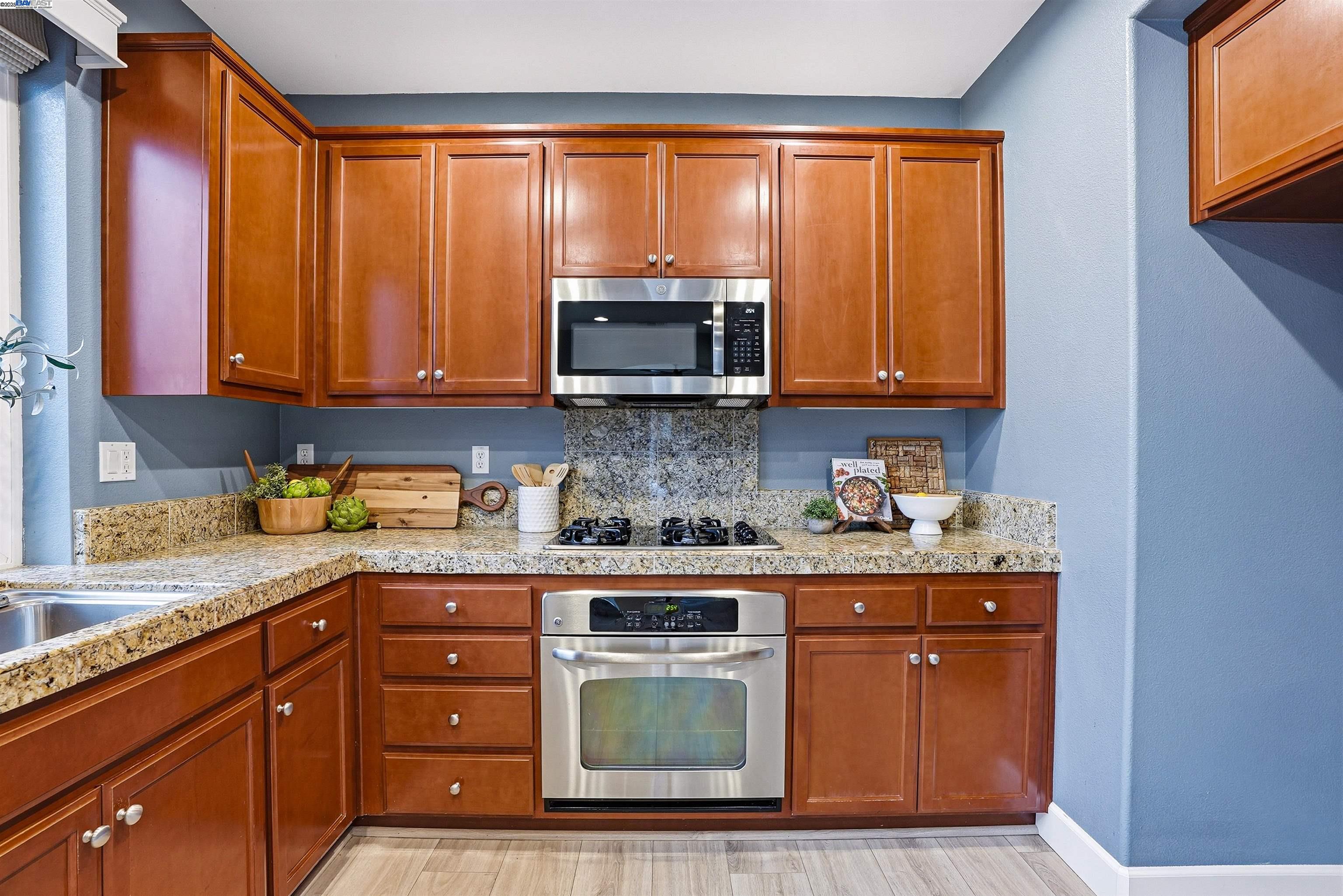 Detail Gallery Image 14 of 46 For 1174 Juan Jose Ln, Tracy,  CA 95376 - 4 Beds | 2/1 Baths