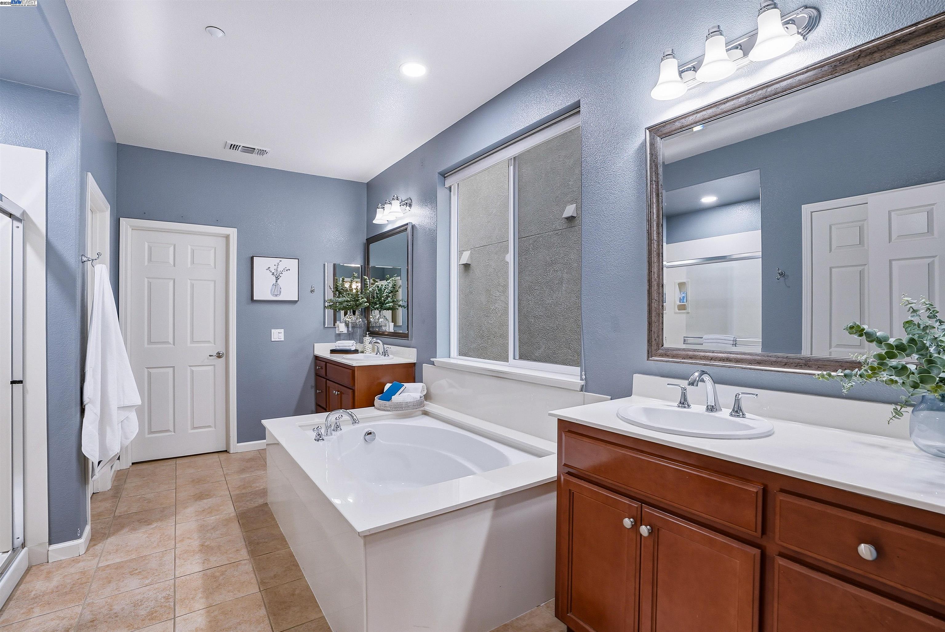 Detail Gallery Image 19 of 46 For 1174 Juan Jose Ln, Tracy,  CA 95376 - 4 Beds | 2/1 Baths