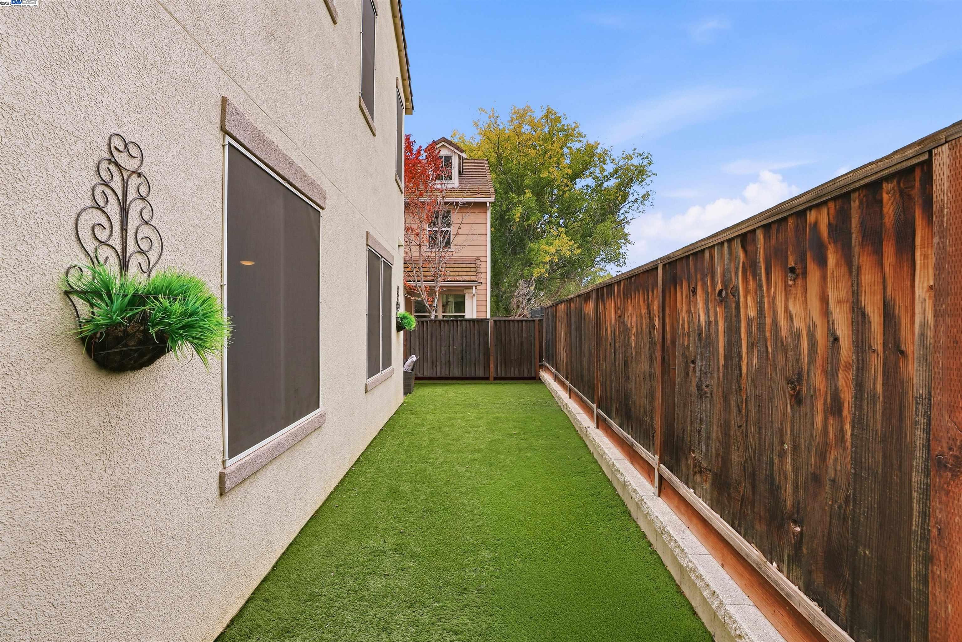 Detail Gallery Image 37 of 46 For 1174 Juan Jose Ln, Tracy,  CA 95376 - 4 Beds | 2/1 Baths