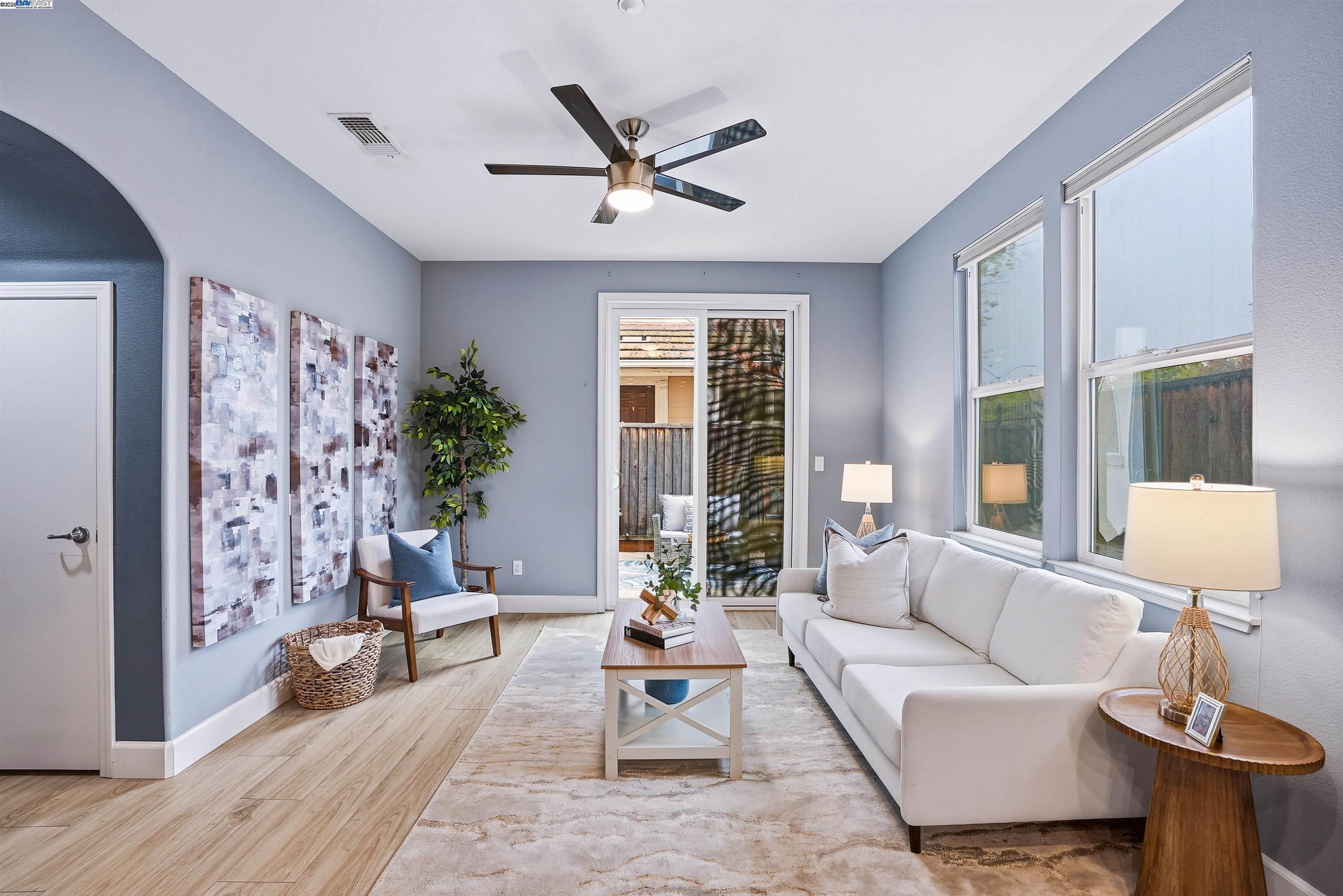 Detail Gallery Image 8 of 46 For 1174 Juan Jose Ln, Tracy,  CA 95376 - 4 Beds | 2/1 Baths