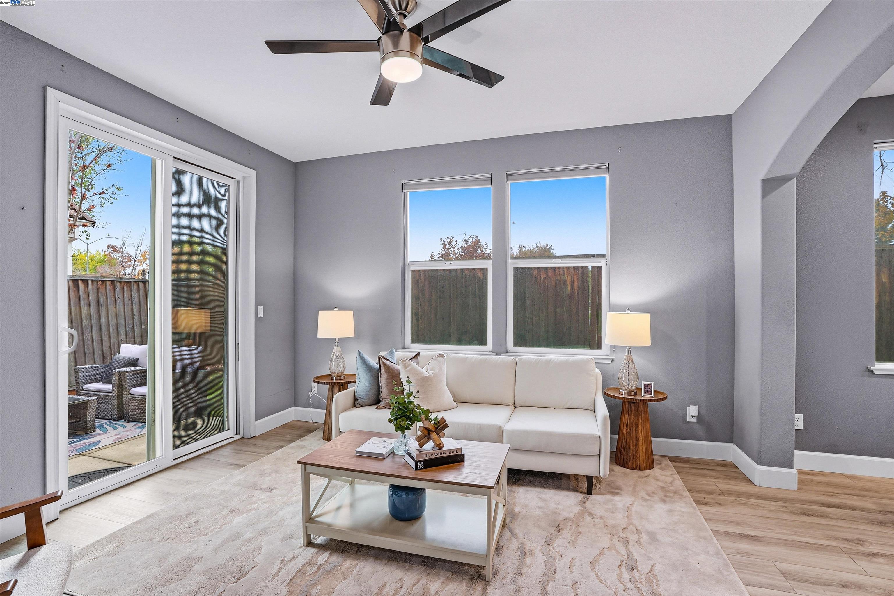 Detail Gallery Image 9 of 46 For 1174 Juan Jose Ln, Tracy,  CA 95376 - 4 Beds | 2/1 Baths