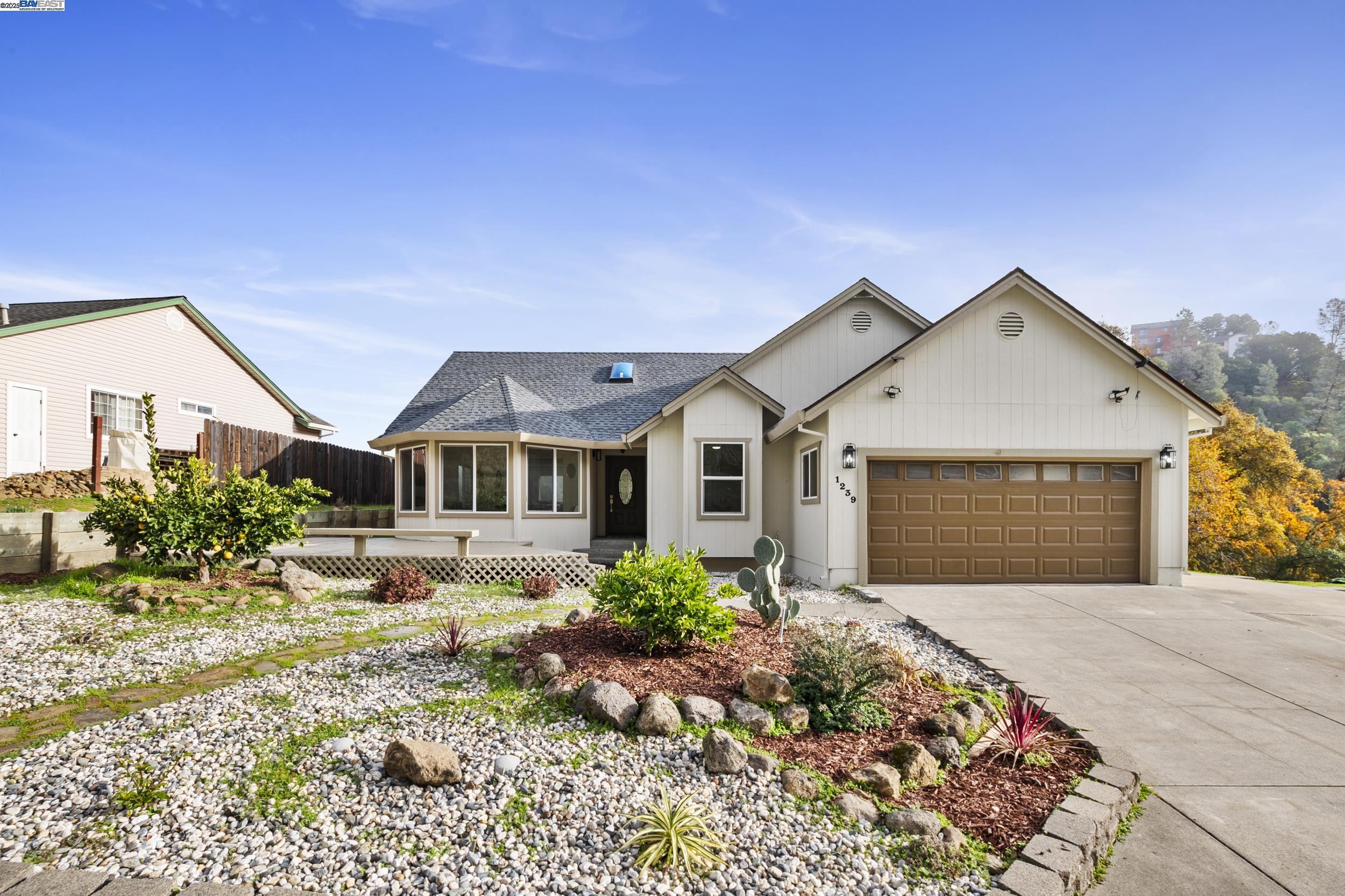 Front Image Thumbnail for BE41119318