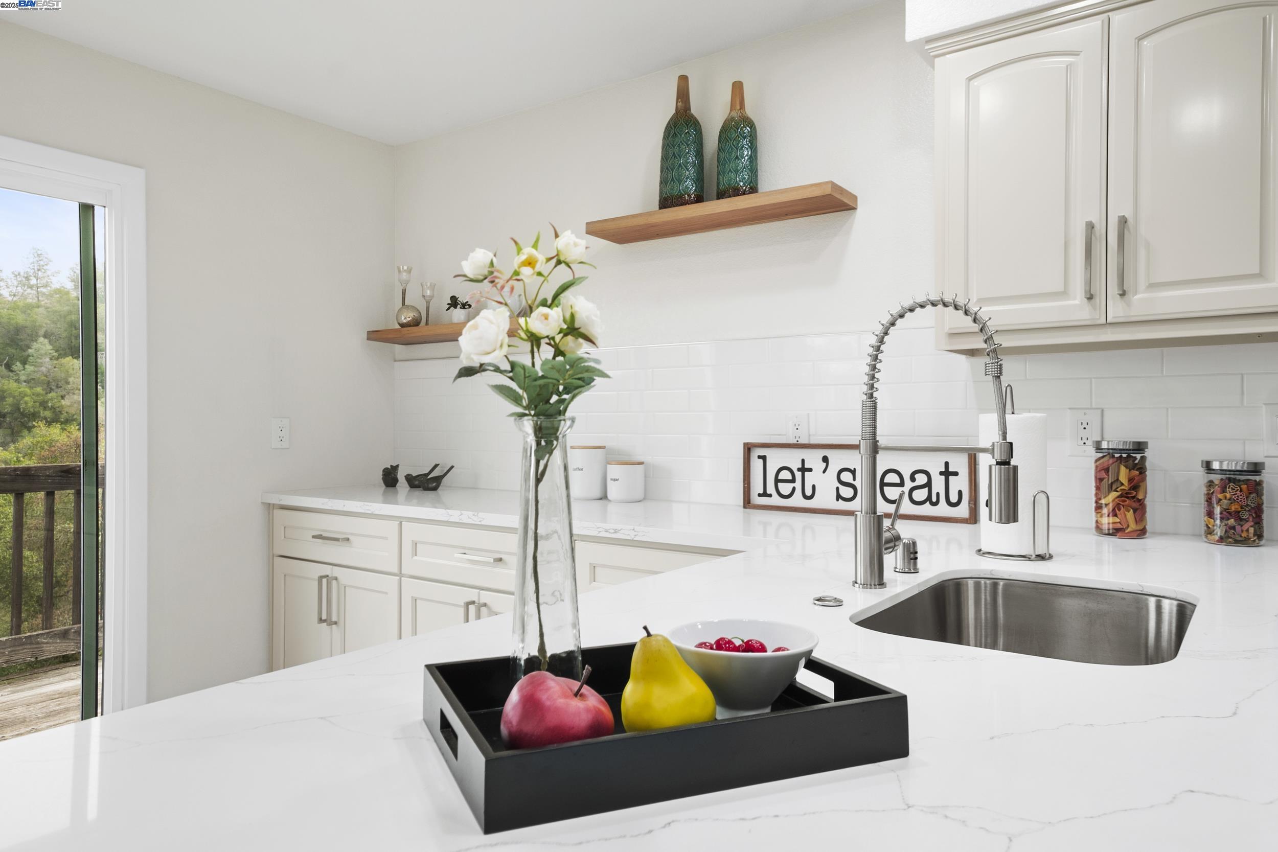 Detail Gallery Image 24 of 60 For 1239 Steele Canyon, Napa,  CA 94558 - 3 Beds | 2 Baths