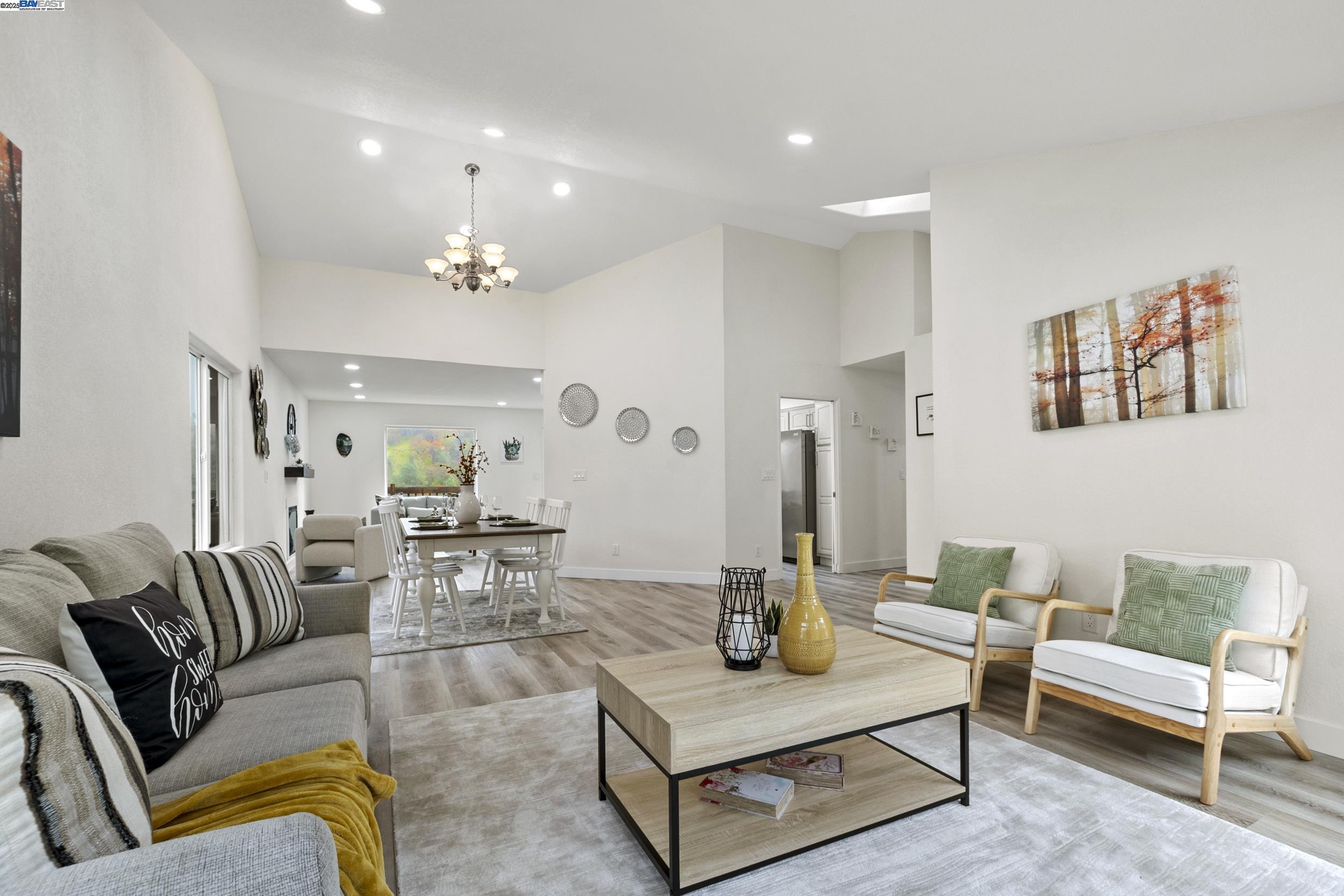 Detail Gallery Image 8 of 60 For 1239 Steele Canyon, Napa,  CA 94558 - 3 Beds | 2 Baths