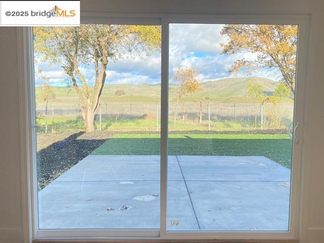 Detail Gallery Image 14 of 32 For 1832 Elkwood Dr, Concord,  CA 94519 - 3 Beds | 2 Baths