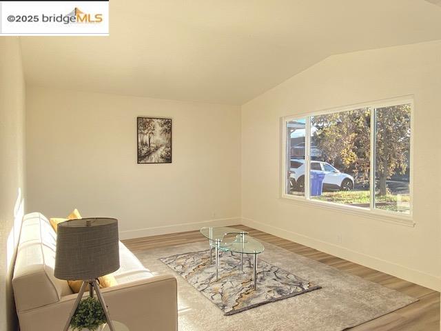 Detail Gallery Image 19 of 32 For 1832 Elkwood Dr, Concord,  CA 94519 - 3 Beds | 2 Baths