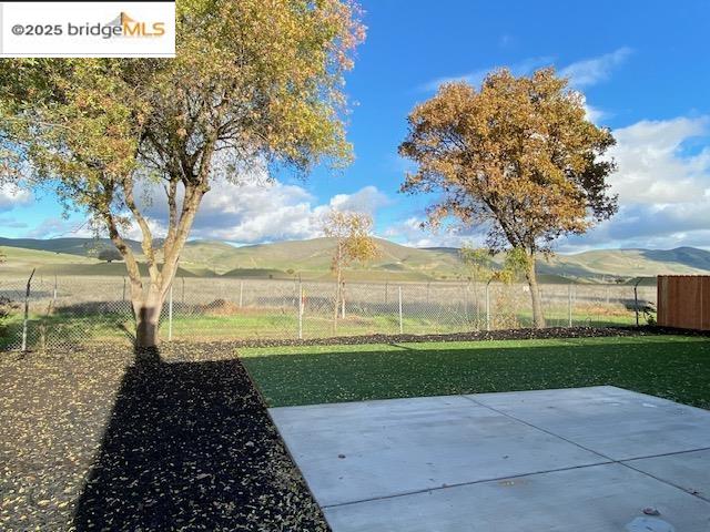 Detail Gallery Image 20 of 32 For 1832 Elkwood Dr, Concord,  CA 94519 - 3 Beds | 2 Baths