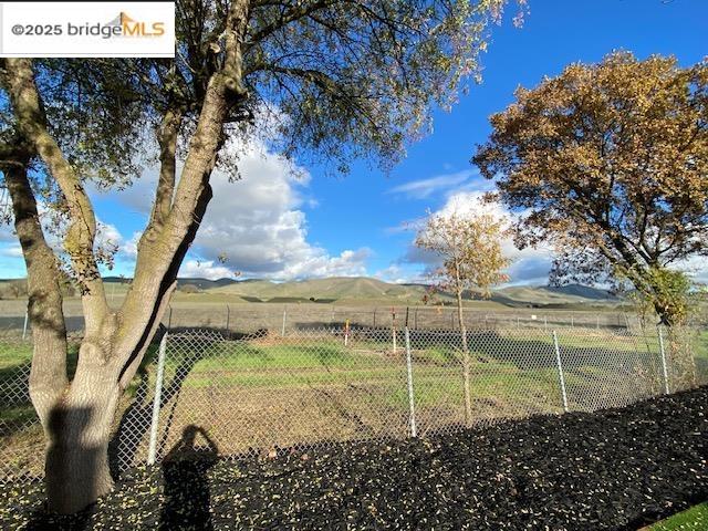 Detail Gallery Image 21 of 32 For 1832 Elkwood Dr, Concord,  CA 94519 - 3 Beds | 2 Baths