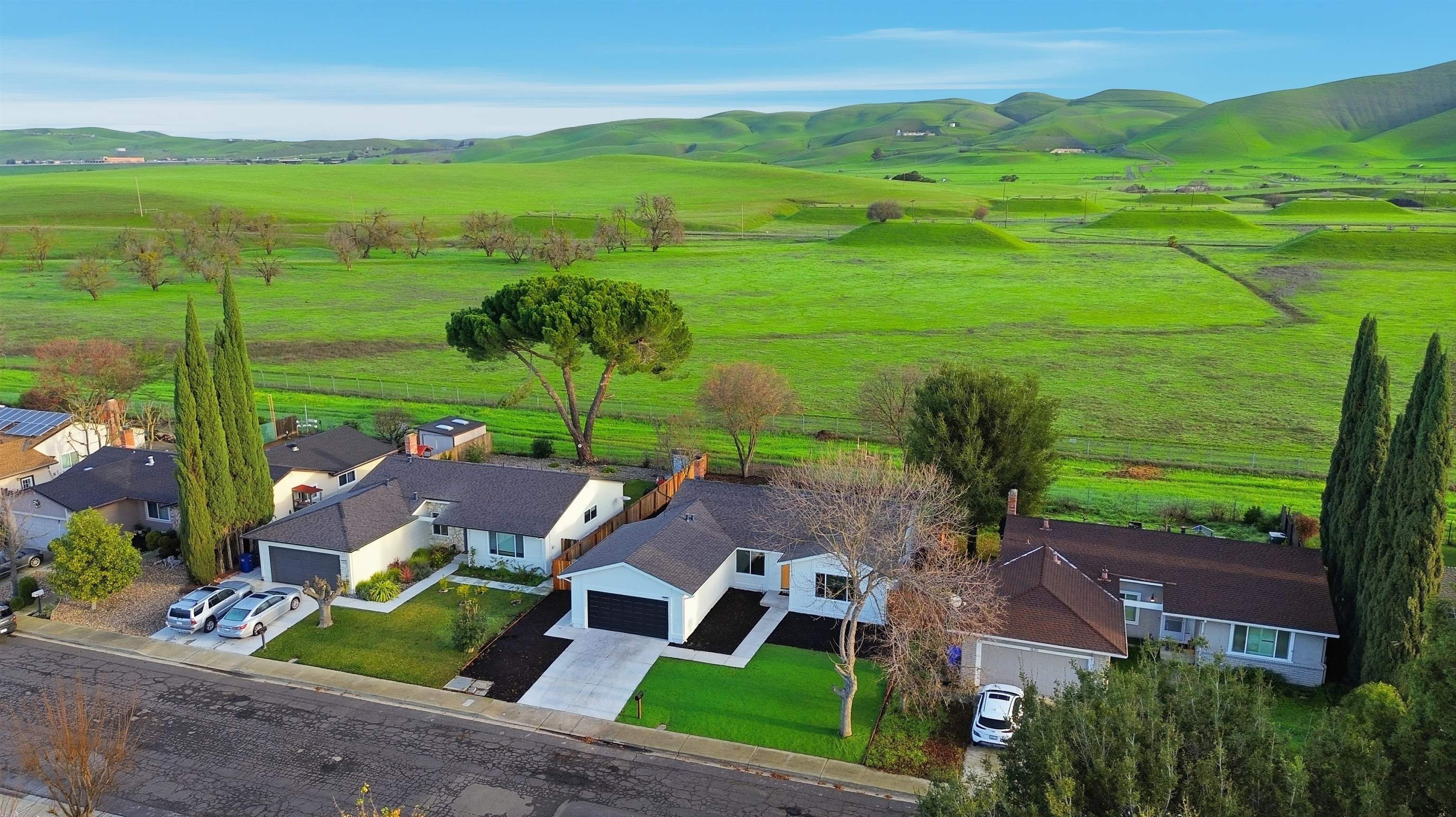 Detail Gallery Image 37 of 45 For 1832 Elkwood Dr, Concord,  CA 94519 - 3 Beds | 2 Baths