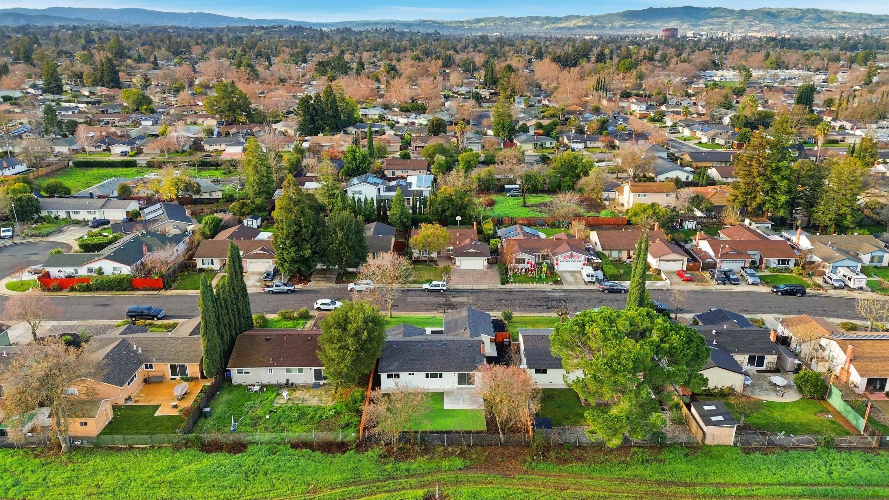 Detail Gallery Image 42 of 45 For 1832 Elkwood Dr, Concord,  CA 94519 - 3 Beds | 2 Baths