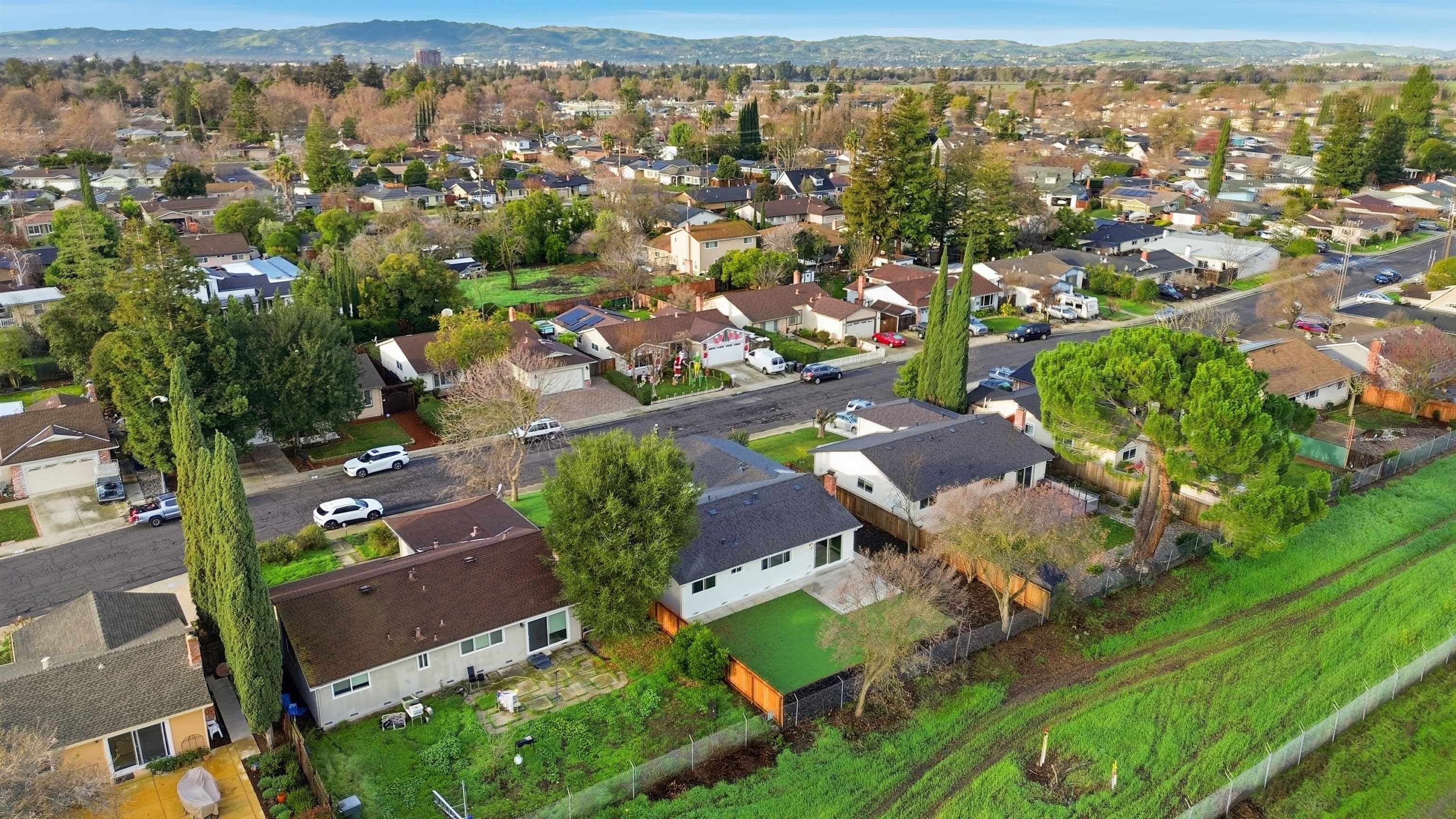 Detail Gallery Image 43 of 45 For 1832 Elkwood Dr, Concord,  CA 94519 - 3 Beds | 2 Baths