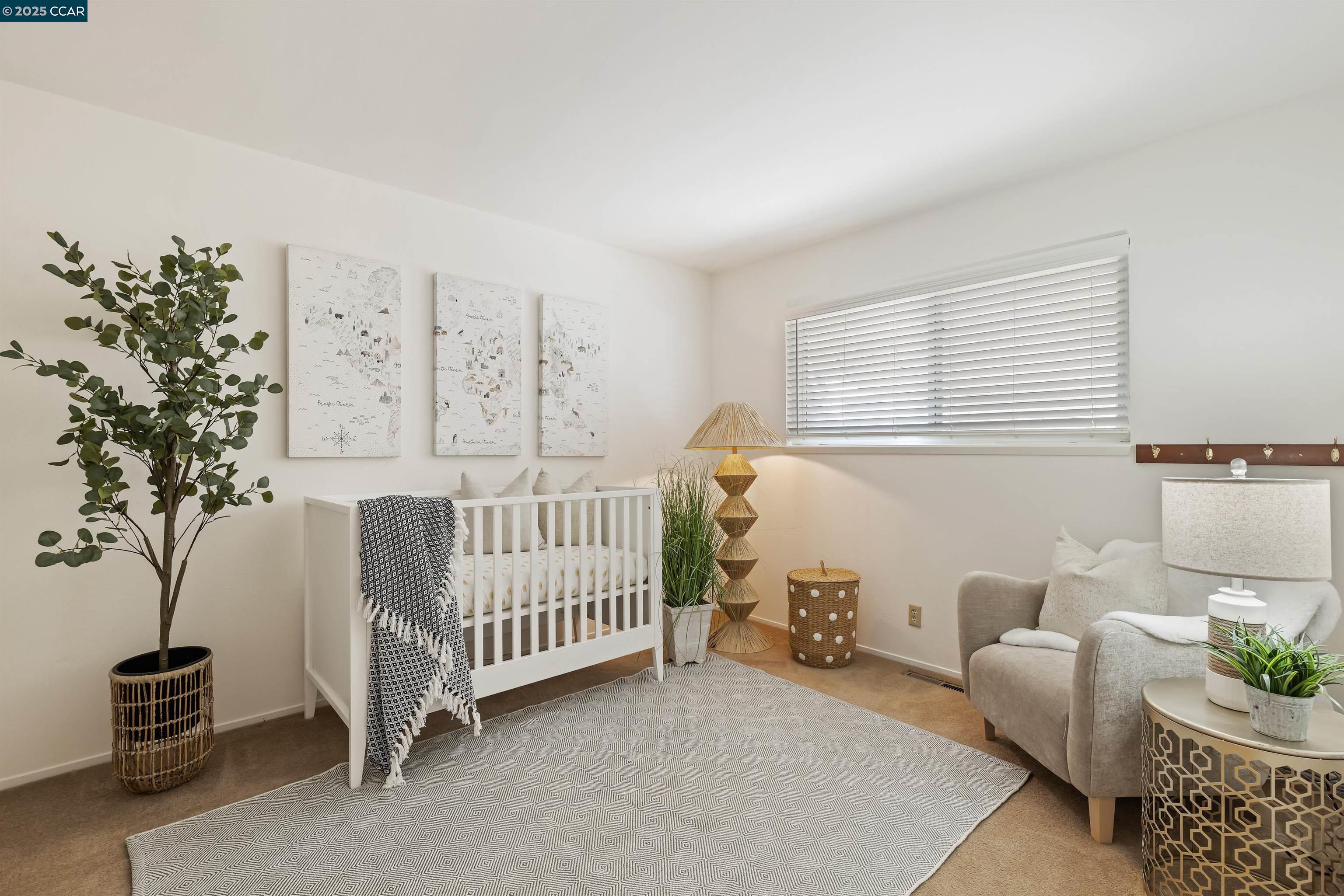 Detail Gallery Image 11 of 38 For 2321 Camino Dolores, Castro Valley,  CA 94546 - 3 Beds | 3 Baths