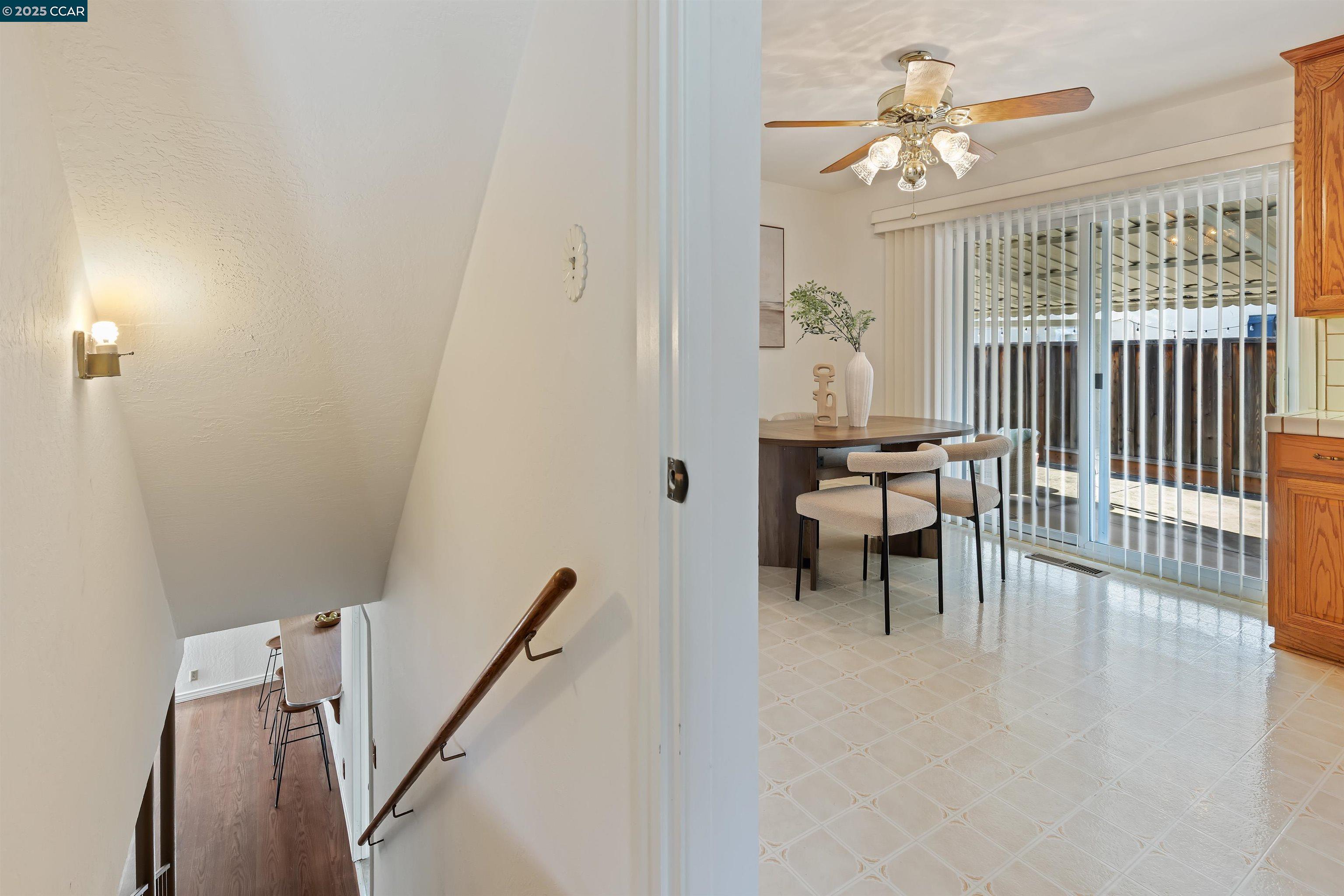 Detail Gallery Image 16 of 38 For 2321 Camino Dolores, Castro Valley,  CA 94546 - 3 Beds | 3 Baths