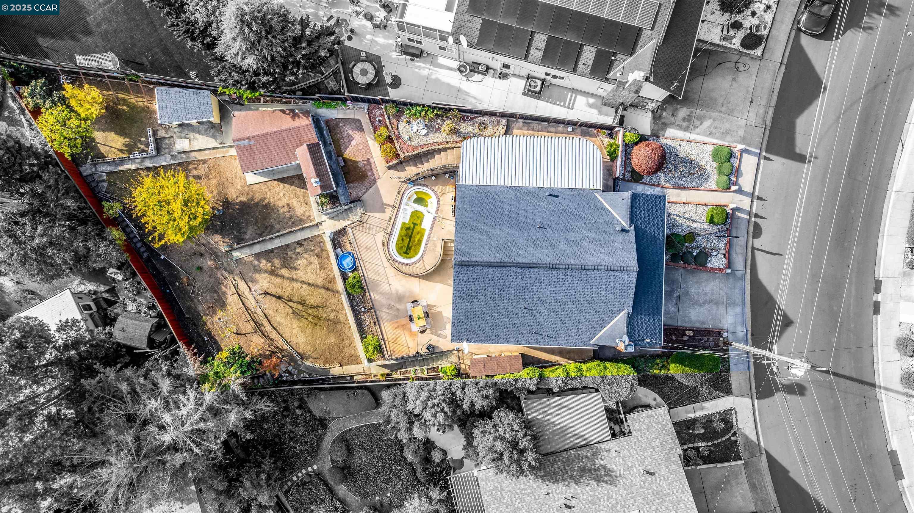 Detail Gallery Image 28 of 38 For 2321 Camino Dolores, Castro Valley,  CA 94546 - 3 Beds | 3 Baths