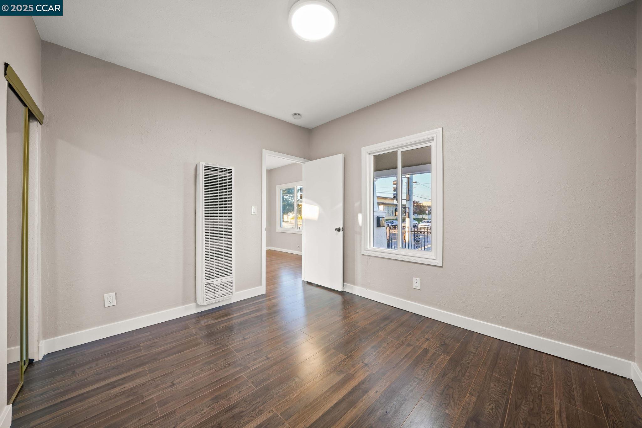 Detail Gallery Image 15 of 39 For 502 Pennsylvania, Richmond,  CA 94801 - 4 Beds | 2 Baths