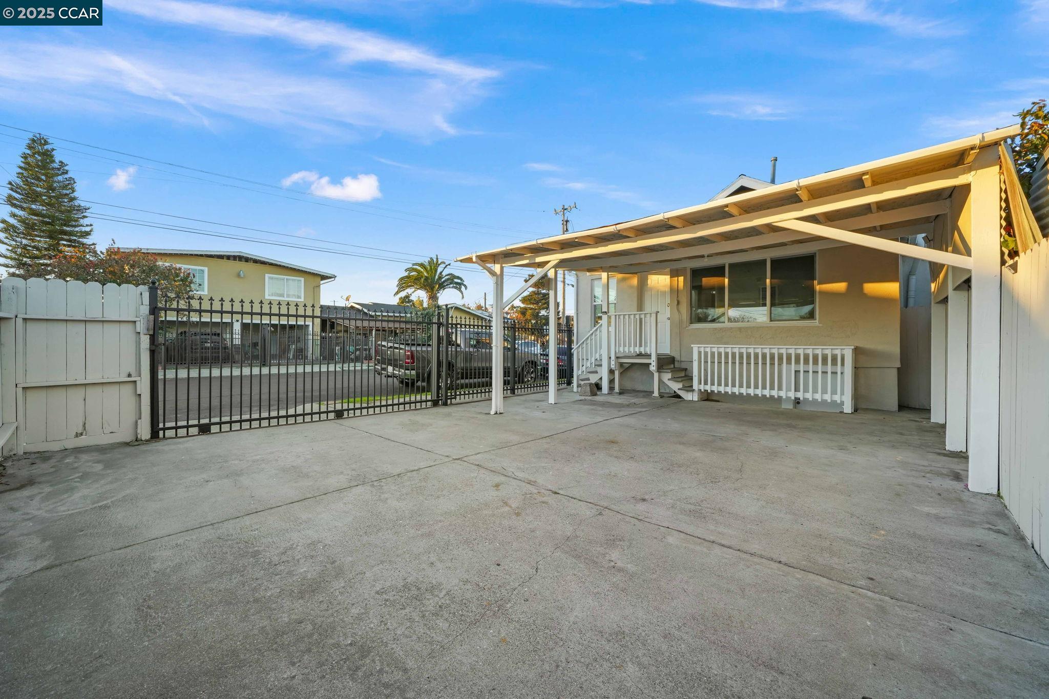 Detail Gallery Image 25 of 39 For 502 Pennsylvania, Richmond,  CA 94801 - 4 Beds | 2 Baths