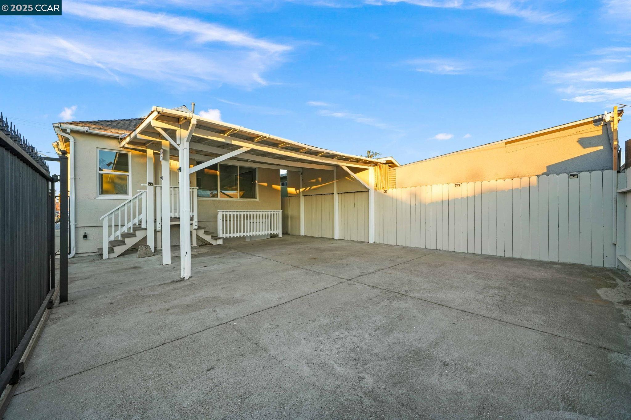 Detail Gallery Image 28 of 39 For 502 Pennsylvania, Richmond,  CA 94801 - 4 Beds | 2 Baths