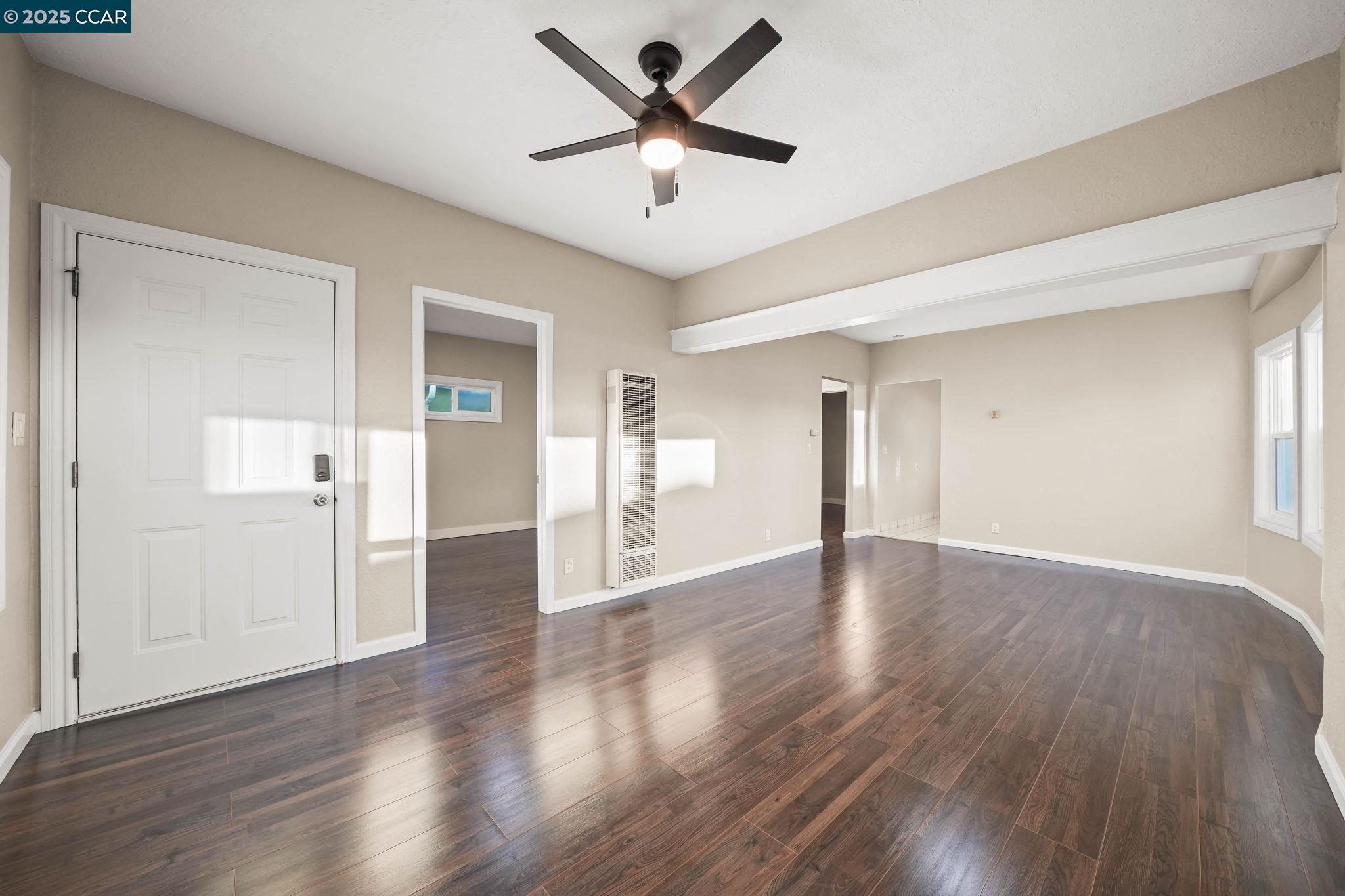 Detail Gallery Image 4 of 39 For 502 Pennsylvania, Richmond,  CA 94801 - 4 Beds | 2 Baths