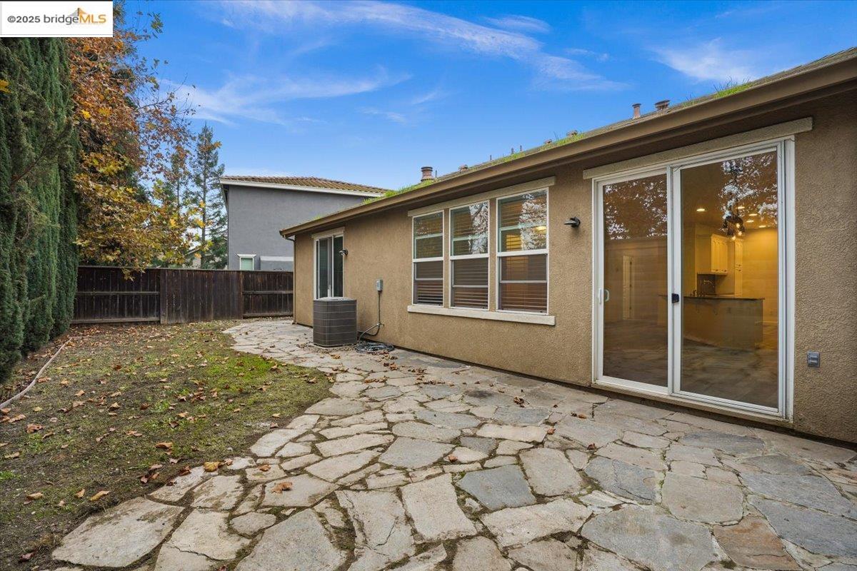 Detail Gallery Image 28 of 60 For 2324 Mendocino Dr, Oakdale,  CA 95361 - 3 Beds | 2 Baths