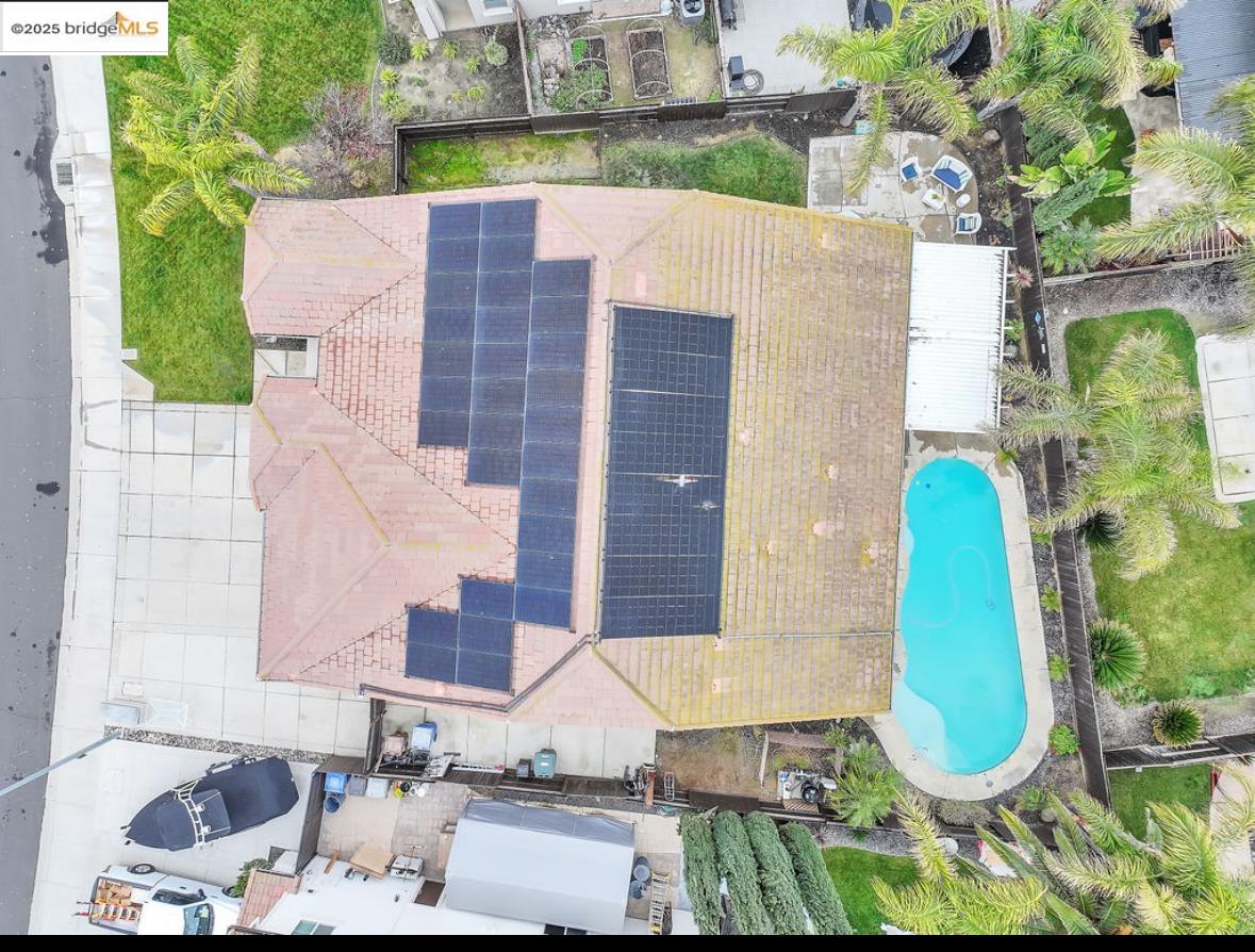 Detail Gallery Image 2 of 47 For 1771 Wilde Dr, Discovery Bay,  CA 94505 - 5 Beds | 3 Baths