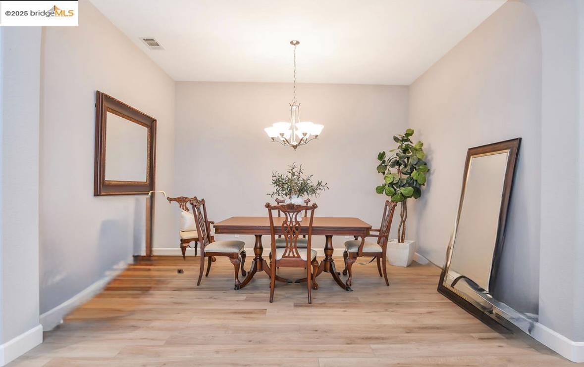 Detail Gallery Image 14 of 47 For 1771 Wilde Dr, Discovery Bay,  CA 94505 - 5 Beds | 3 Baths