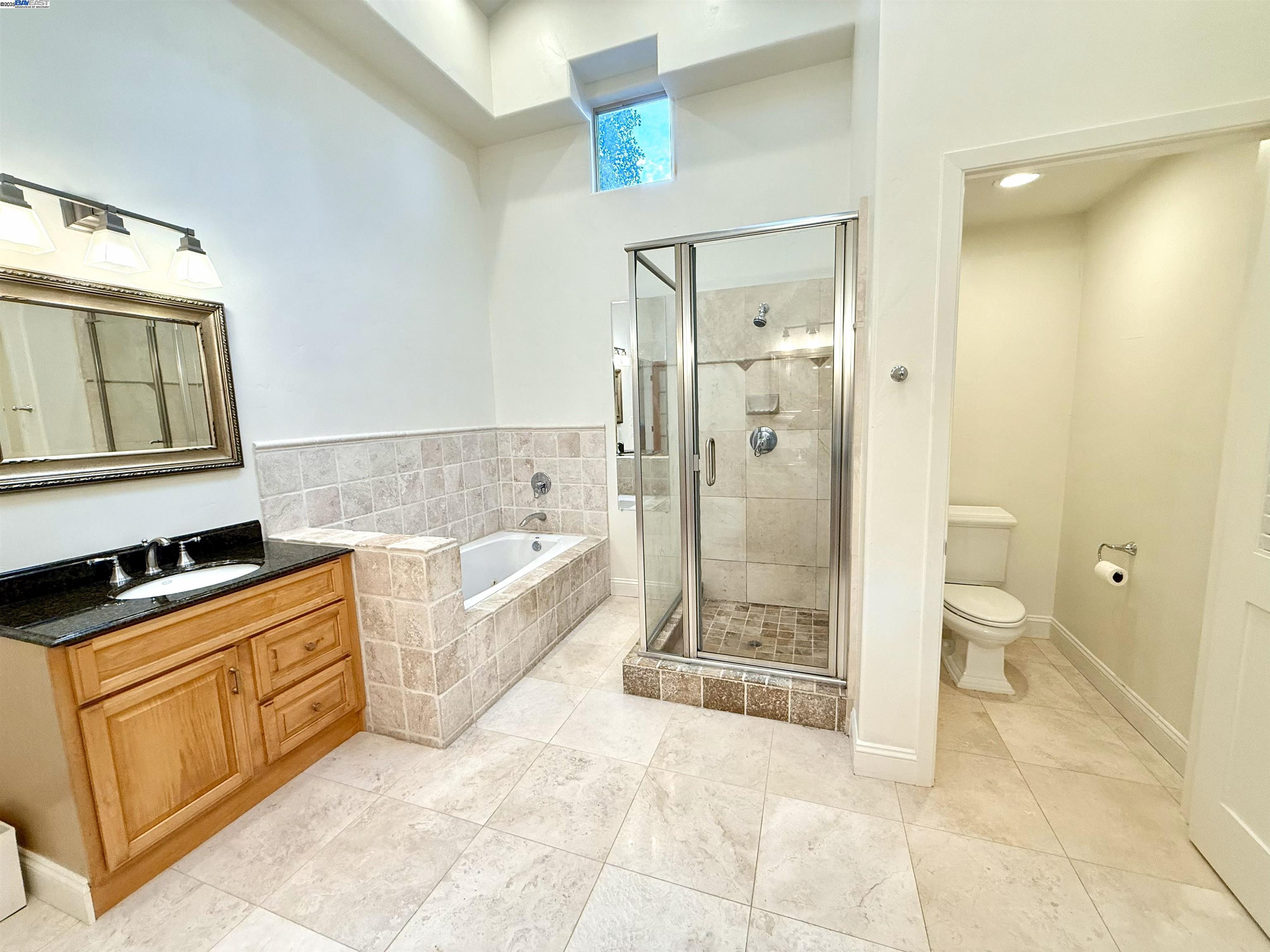 Detail Gallery Image 21 of 30 For 4400 Saint Andrews Rd, Oakland,  CA 94605 - 4 Beds | 2/1 Baths