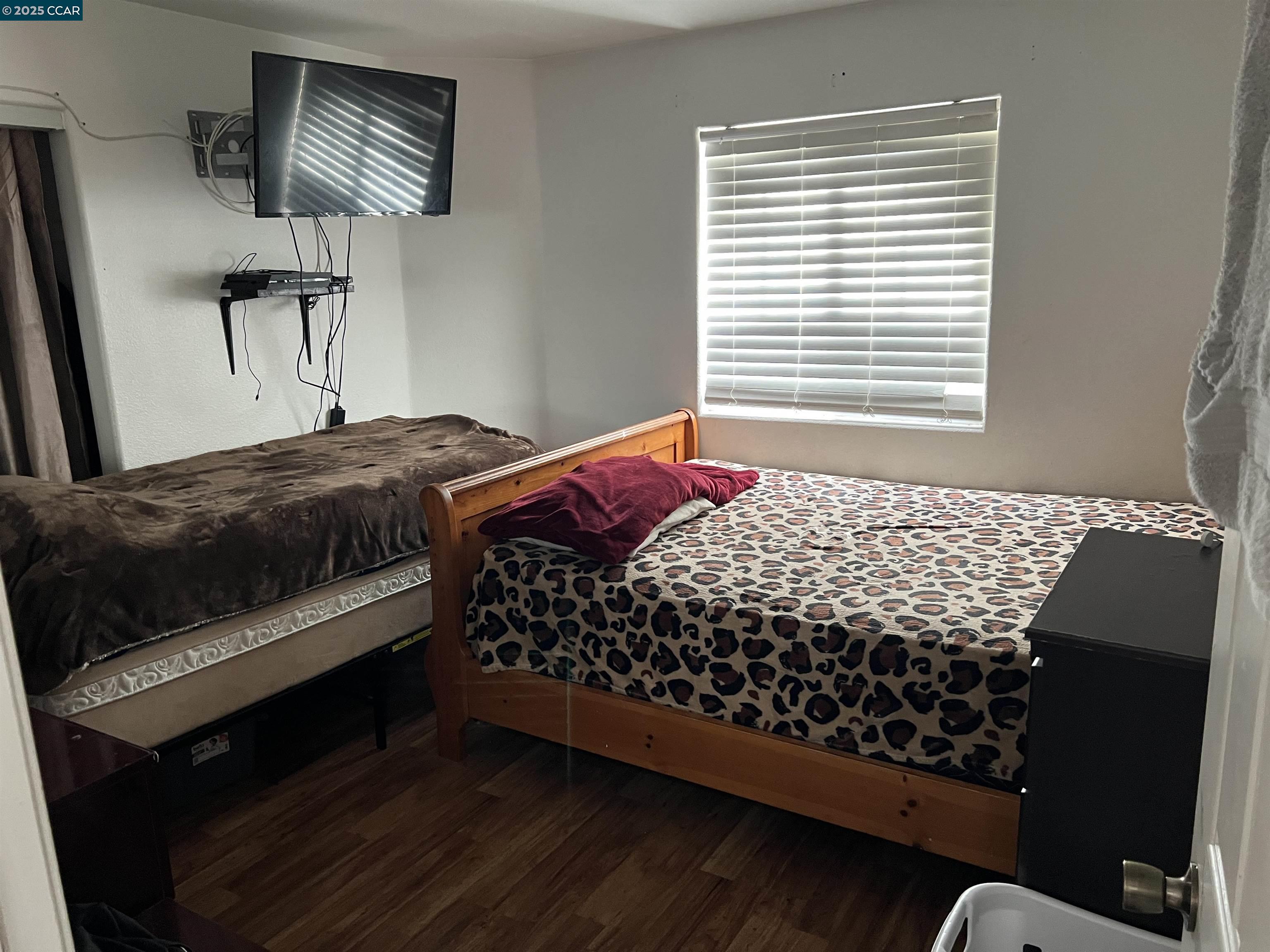 Detail Gallery Image 11 of 15 For 101 Sanford Ave, Richmond,  CA 94801 - 3 Beds | 2/1 Baths