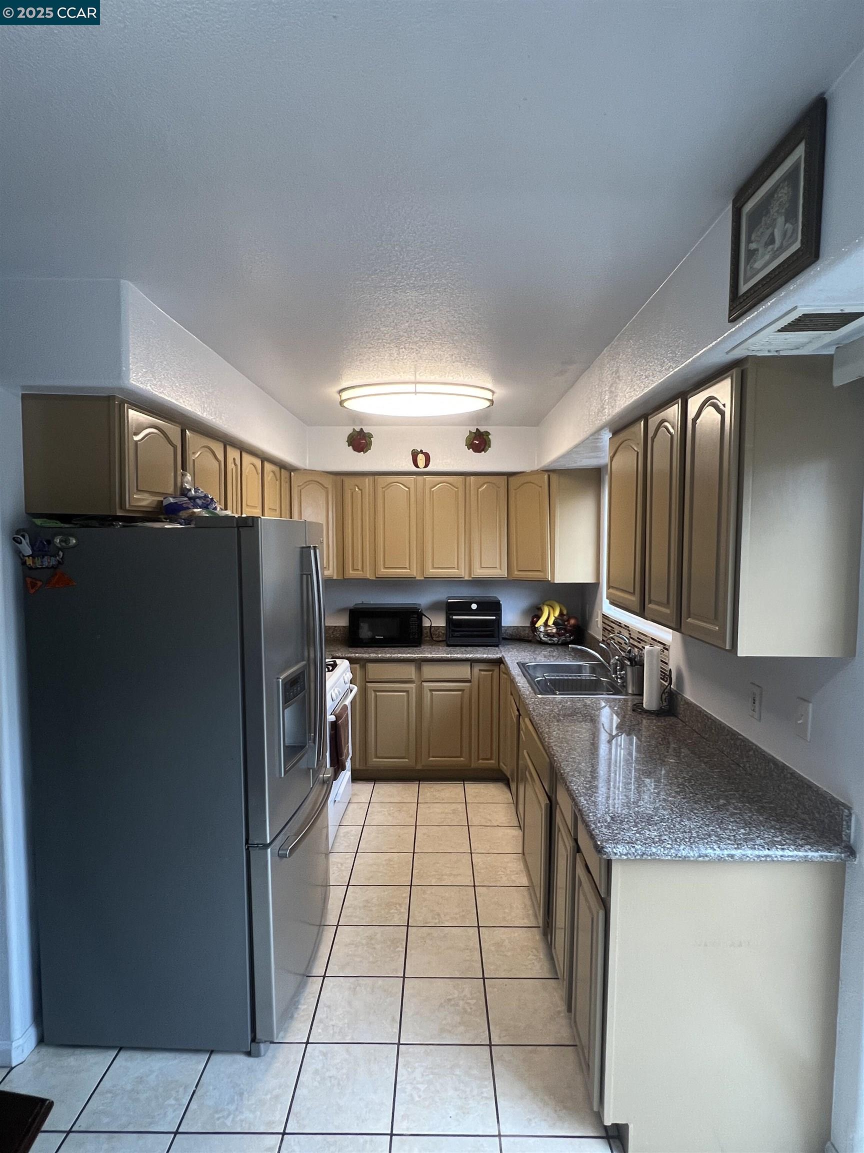 Detail Gallery Image 6 of 15 For 101 Sanford Ave, Richmond,  CA 94801 - 3 Beds | 2/1 Baths