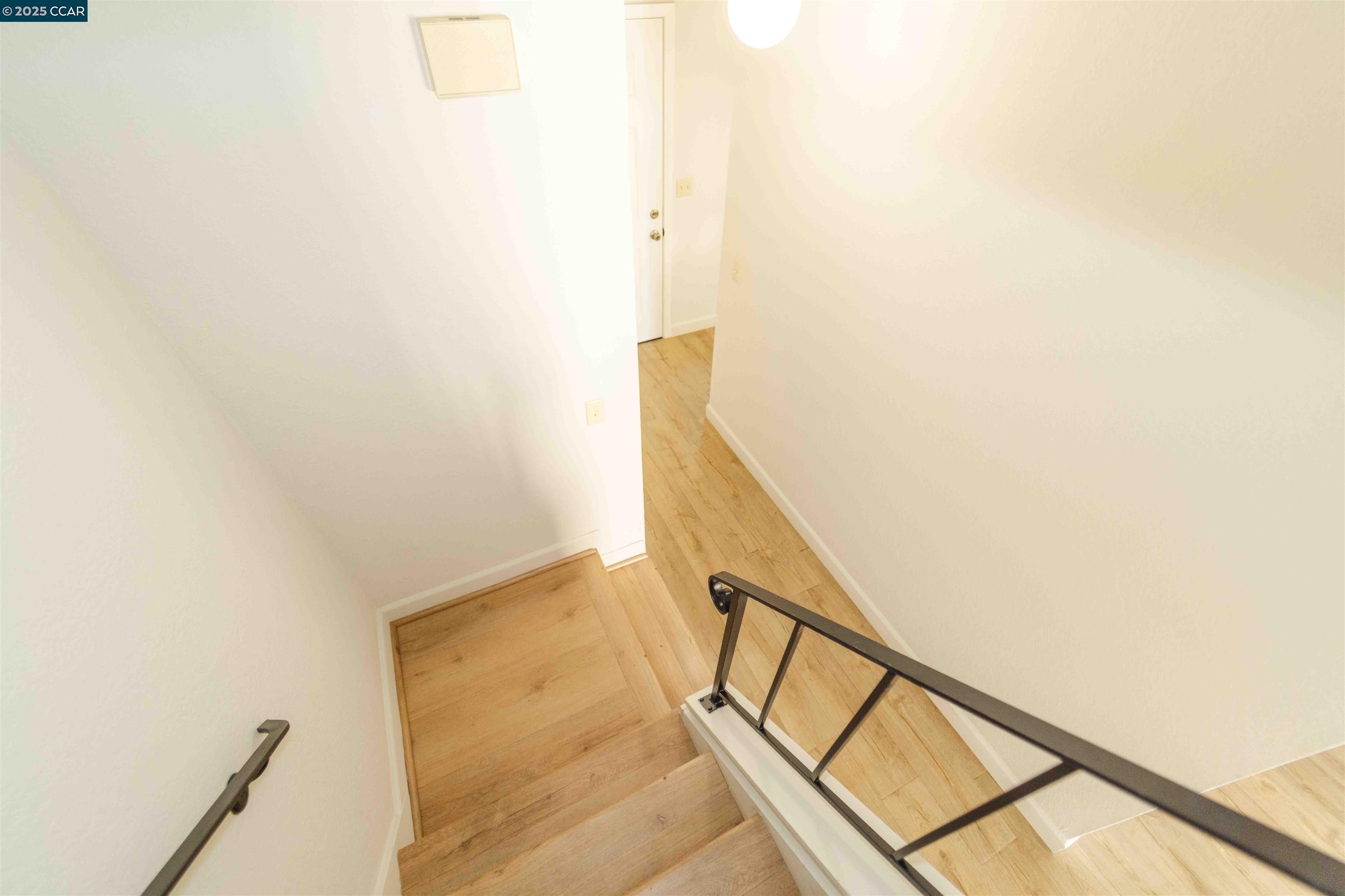 Detail Gallery Image 20 of 23 For 4811 Appian Wy #2/4,  El Sobrante,  CA 94803 - 2 Beds | 1/1 Baths