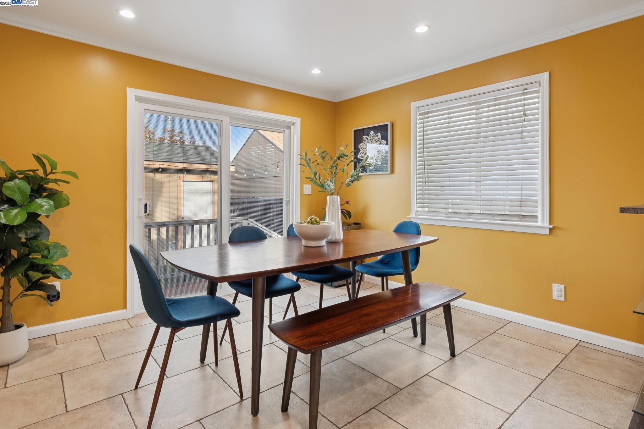 Detail Gallery Image 21 of 58 For 1815 102nd Ave, Oakland,  CA 94603 - 3 Beds | 3 Baths