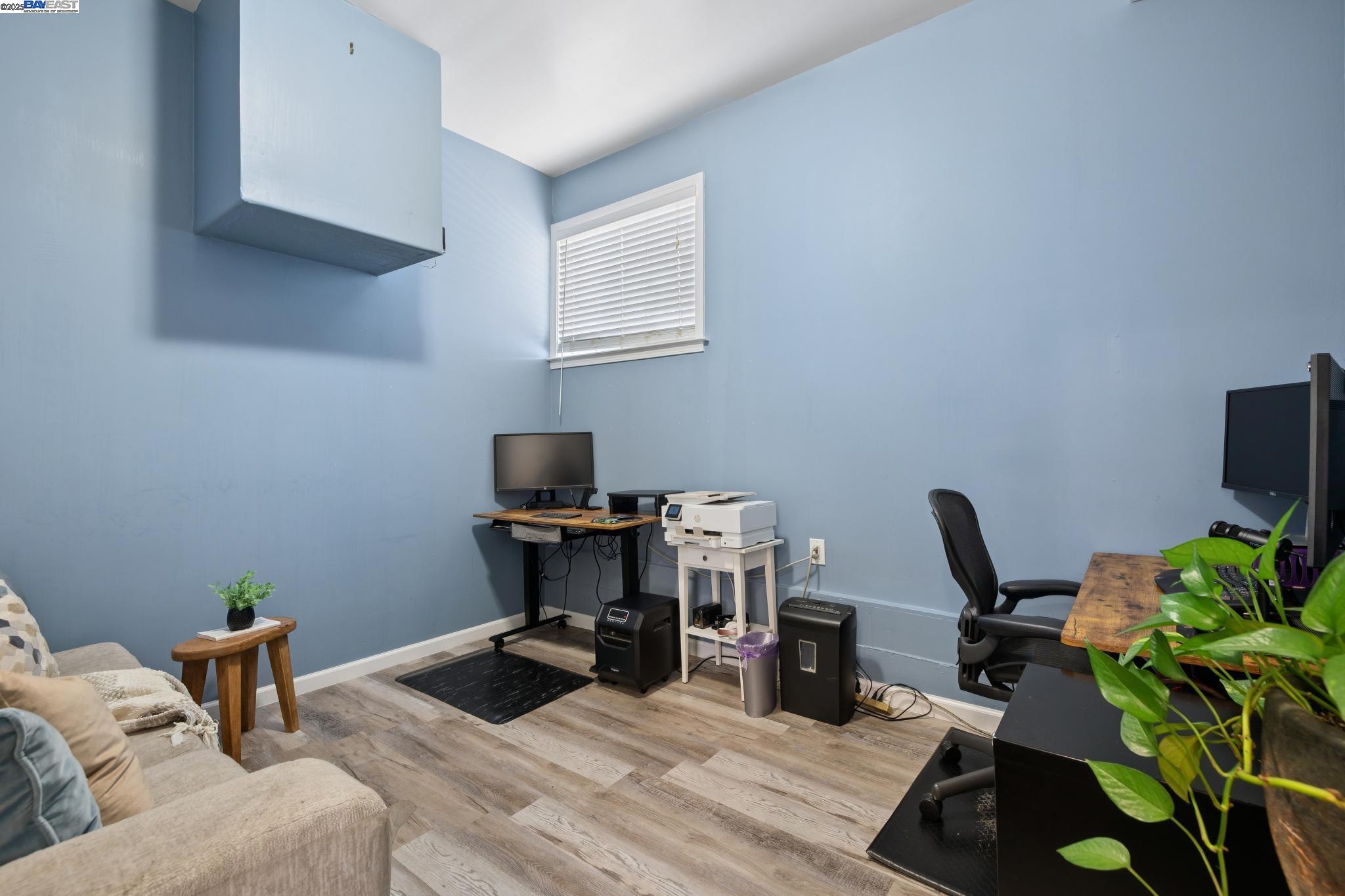 Detail Gallery Image 25 of 58 For 1815 102nd Ave, Oakland,  CA 94603 - 3 Beds | 3 Baths