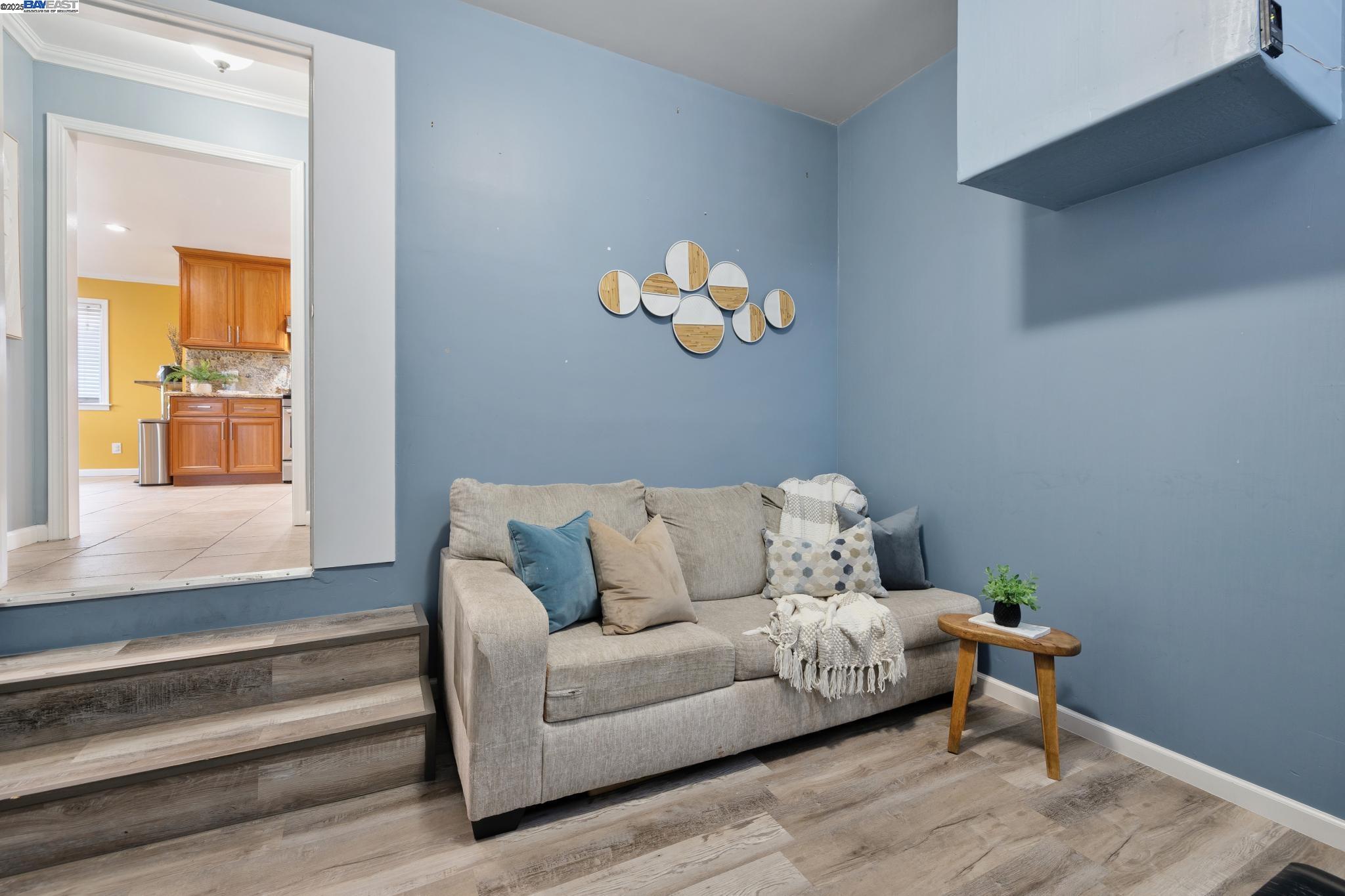 Detail Gallery Image 27 of 58 For 1815 102nd Ave, Oakland,  CA 94603 - 3 Beds | 3 Baths