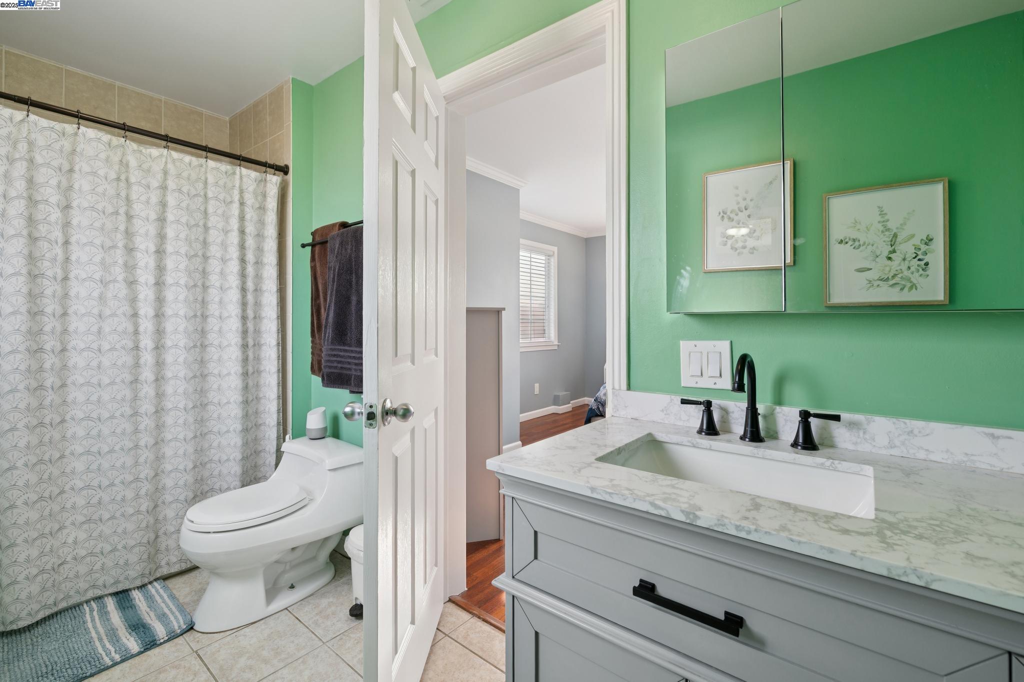 Detail Gallery Image 42 of 58 For 1815 102nd Ave, Oakland,  CA 94603 - 3 Beds | 3 Baths