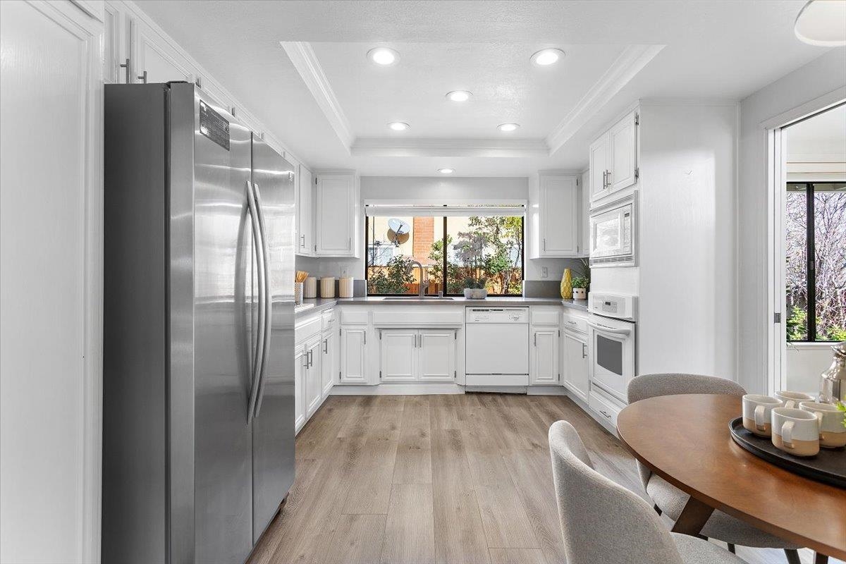 Detail Gallery Image 15 of 53 For 590 Dahlia Ct, San Leandro,  CA 94578 - 4 Beds | 3 Baths