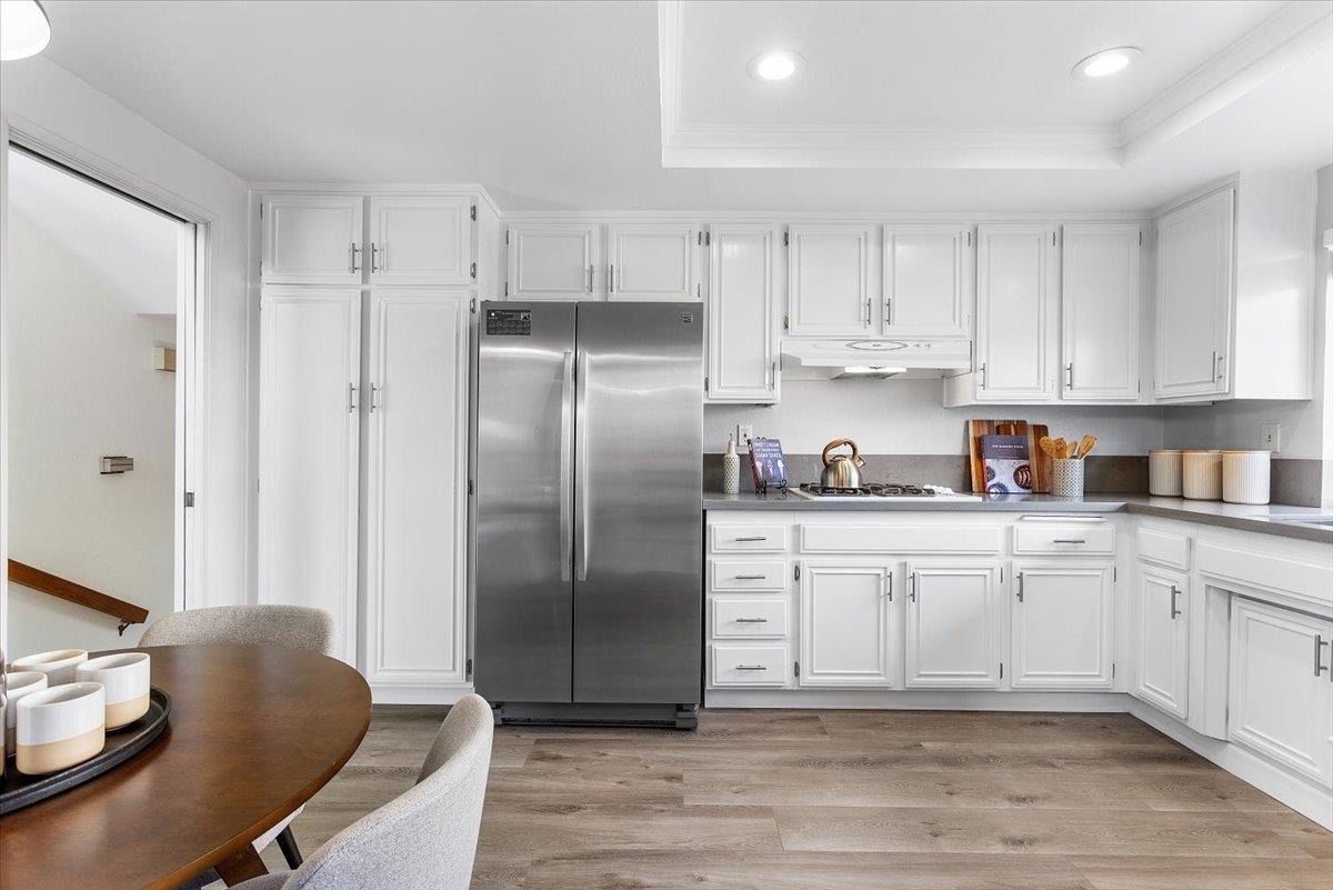 Detail Gallery Image 17 of 53 For 590 Dahlia Ct, San Leandro,  CA 94578 - 4 Beds | 3 Baths